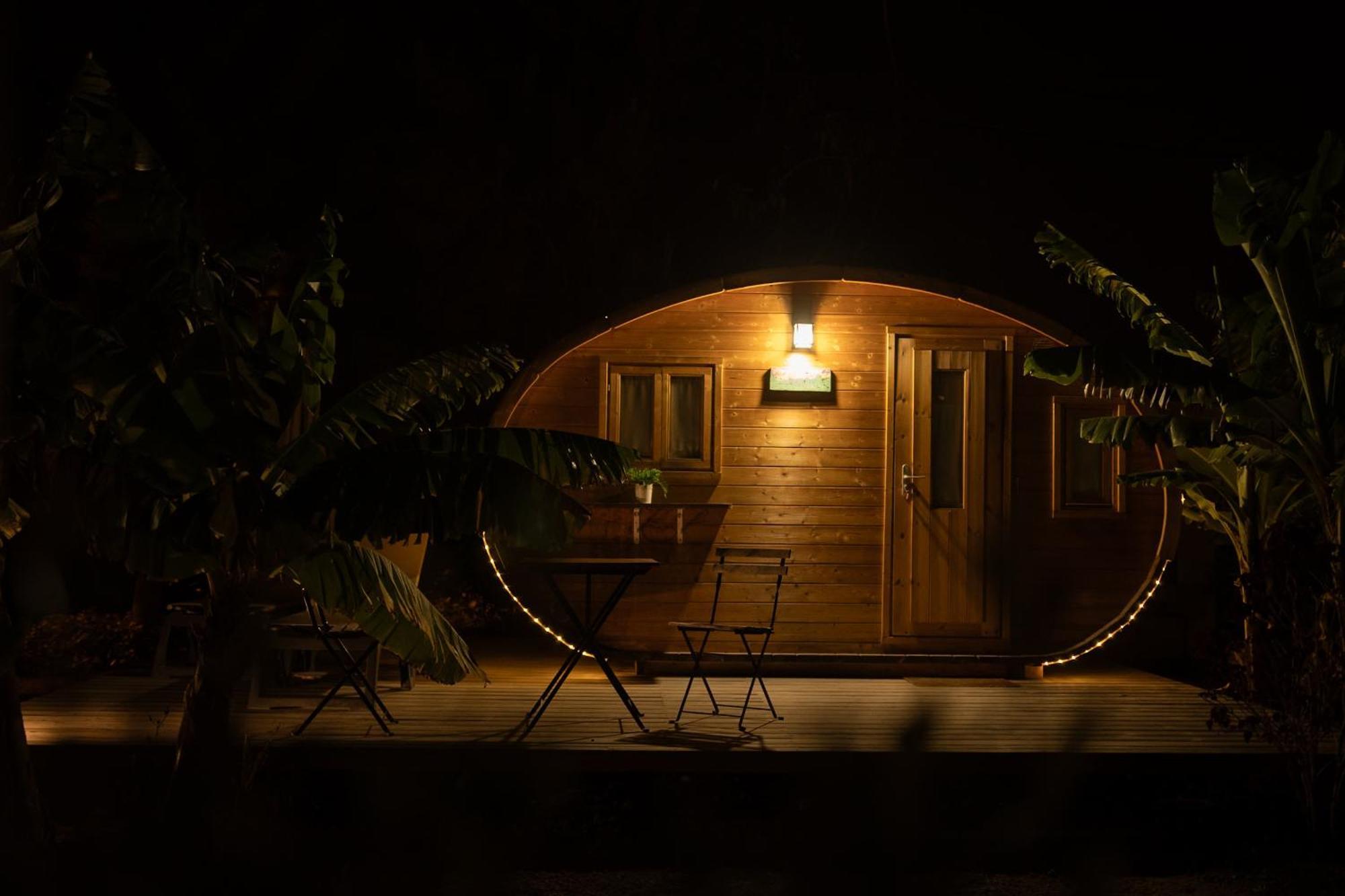 Amani Con Jacuzzi Piscina Y Naturaleza Buzanada