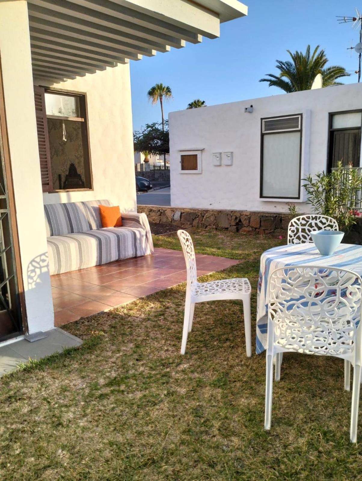 Con Jardin Y Piscina * Playa de las Americas (Tenerife)