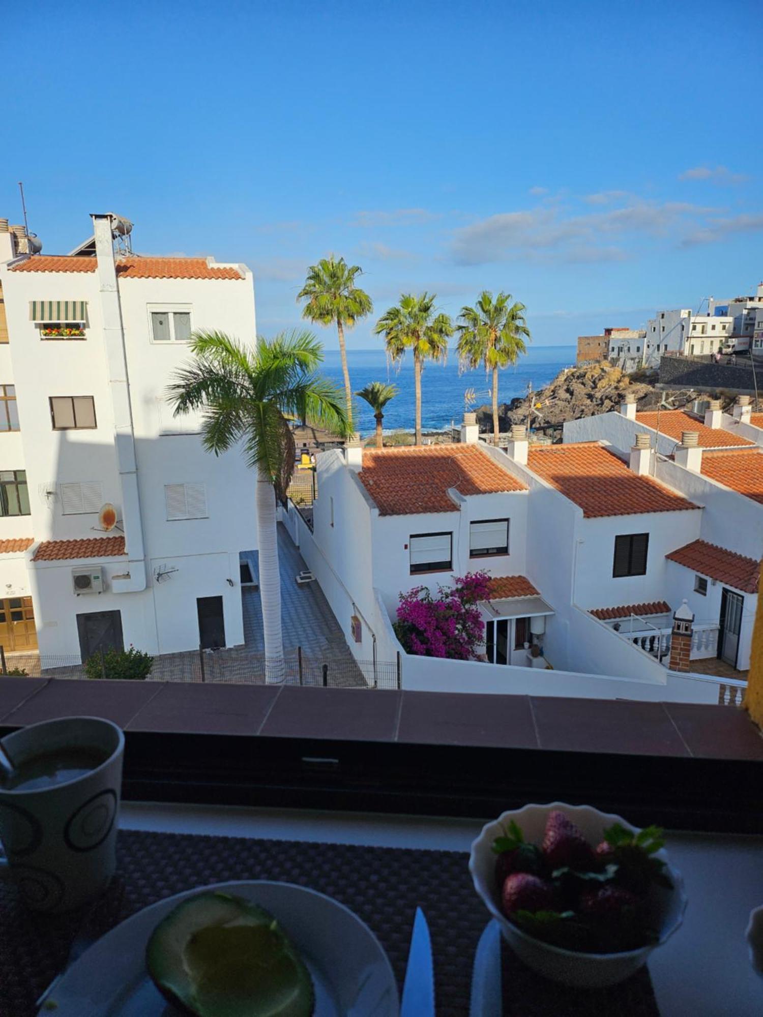 Family With 3 Bedrooms And Balcony Near Gigantes And Ocean Apartment *