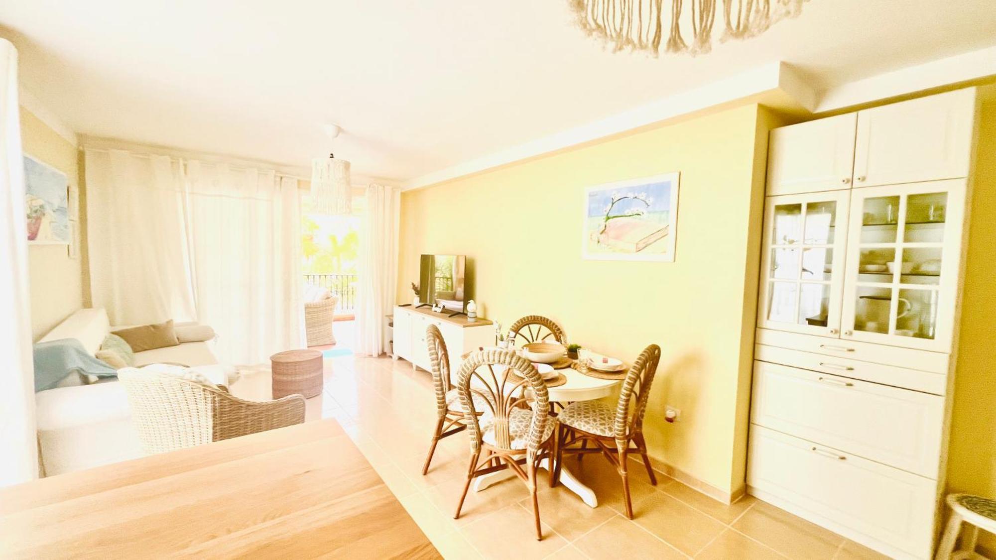 Laderas Del Palmar Luxury Apartment