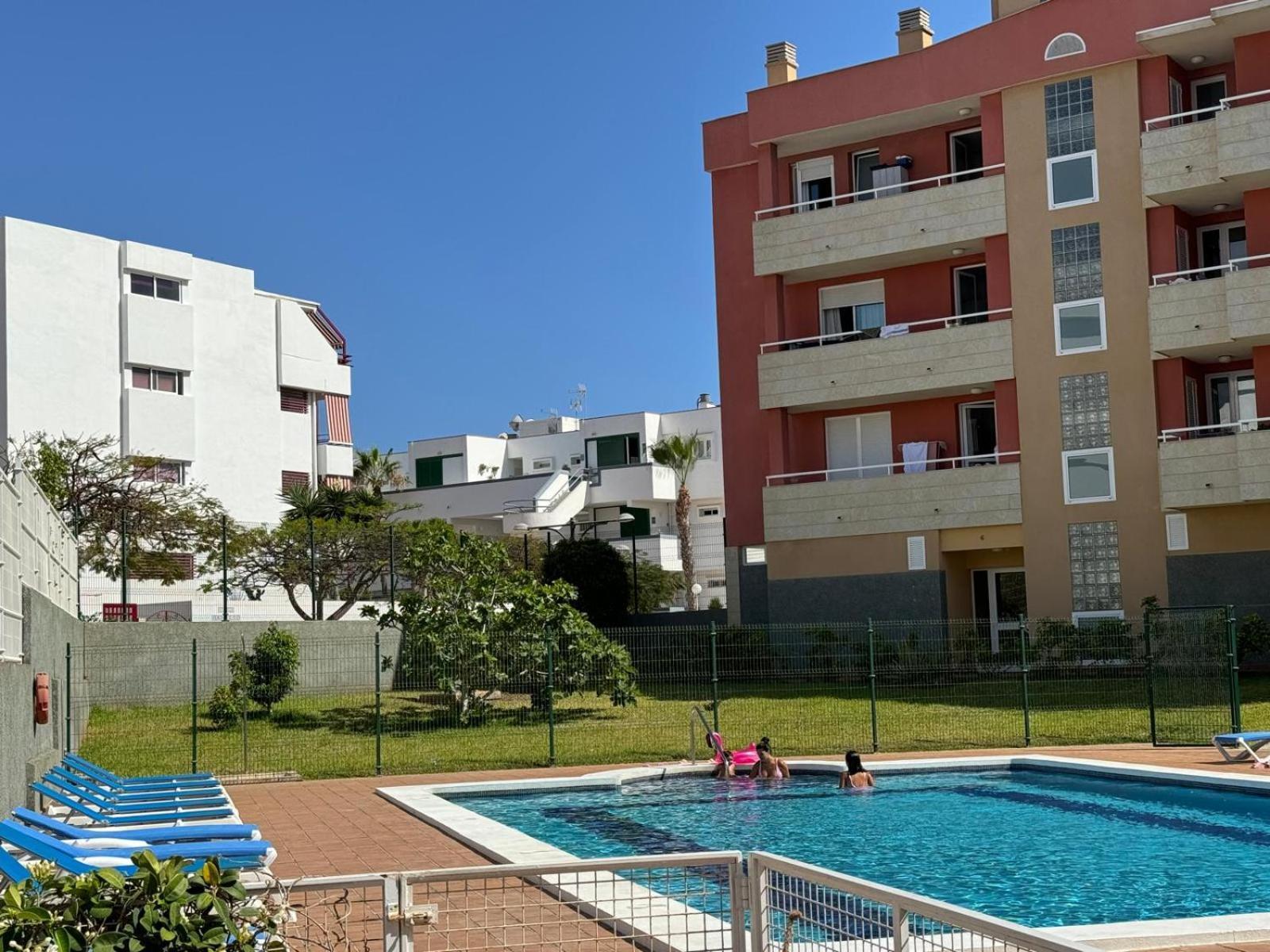 Paraiso Camison, Two Bedrooms Americas *