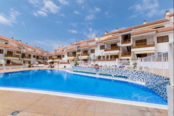 Apartamento Aqua Vista El Cardon:1br Free Parking, Heated Pool *