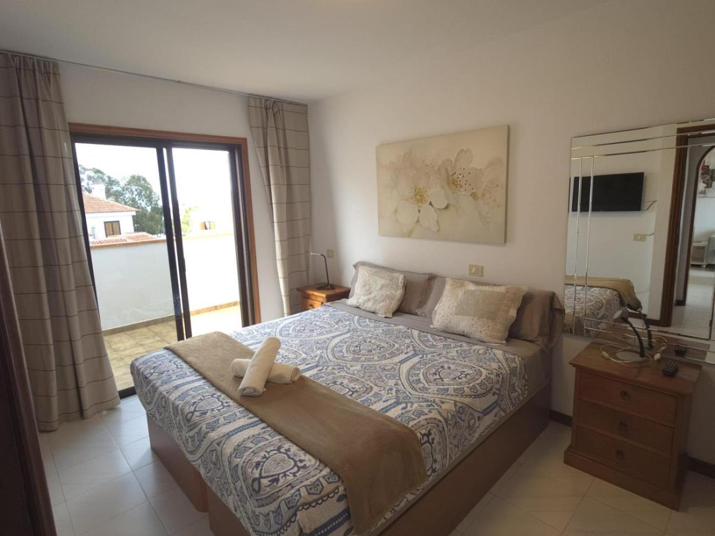 Aqua Vista El Cardon:1br Free Parking, Heated Pool * Los Cristianos (Tenerife)
