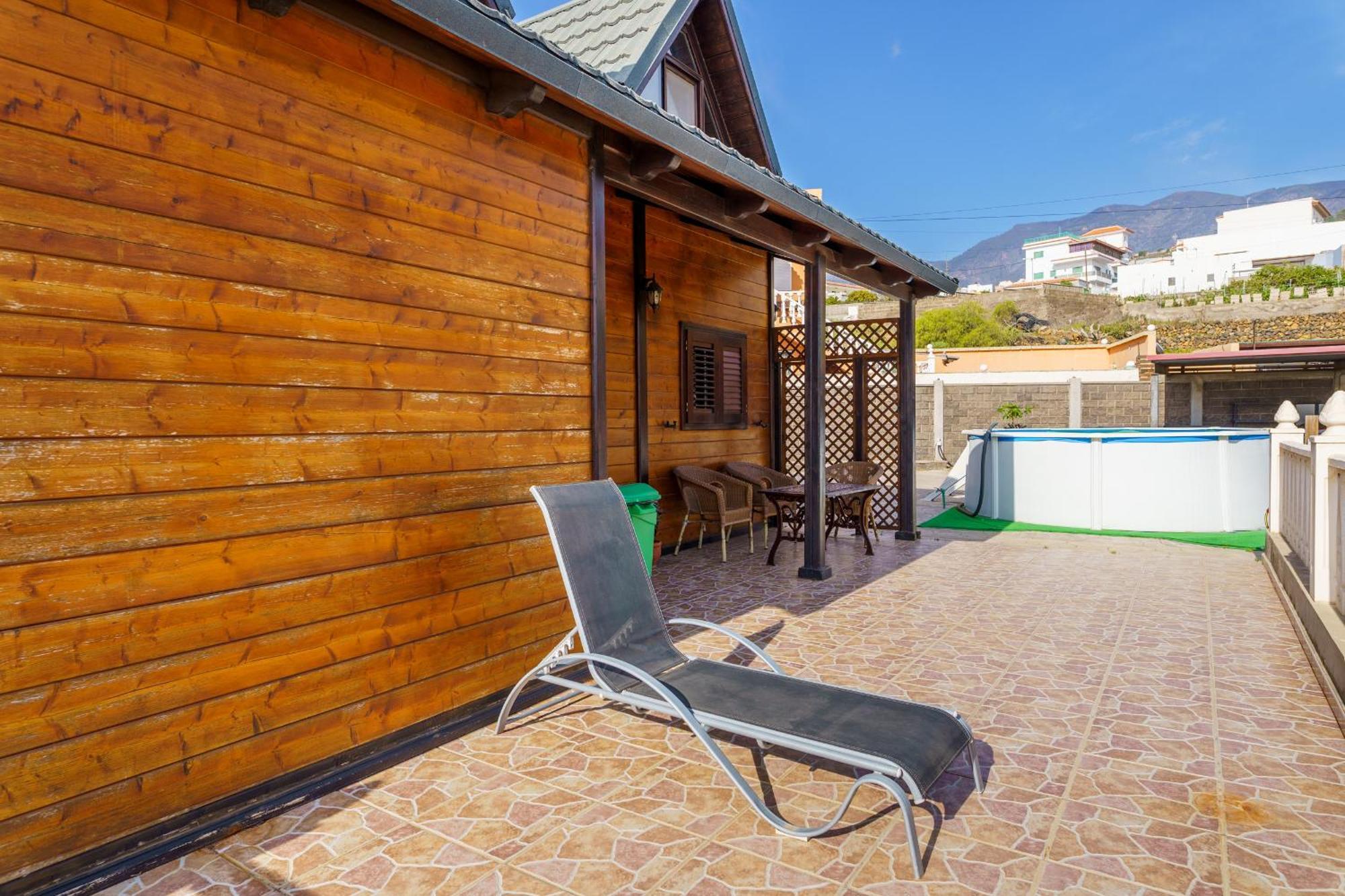 4br Wooden House -pool, Views & Parking