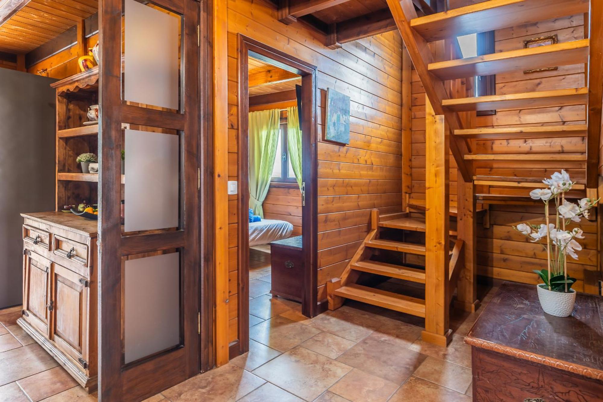 4br Wooden House -pool, Views & Parking Candelaria