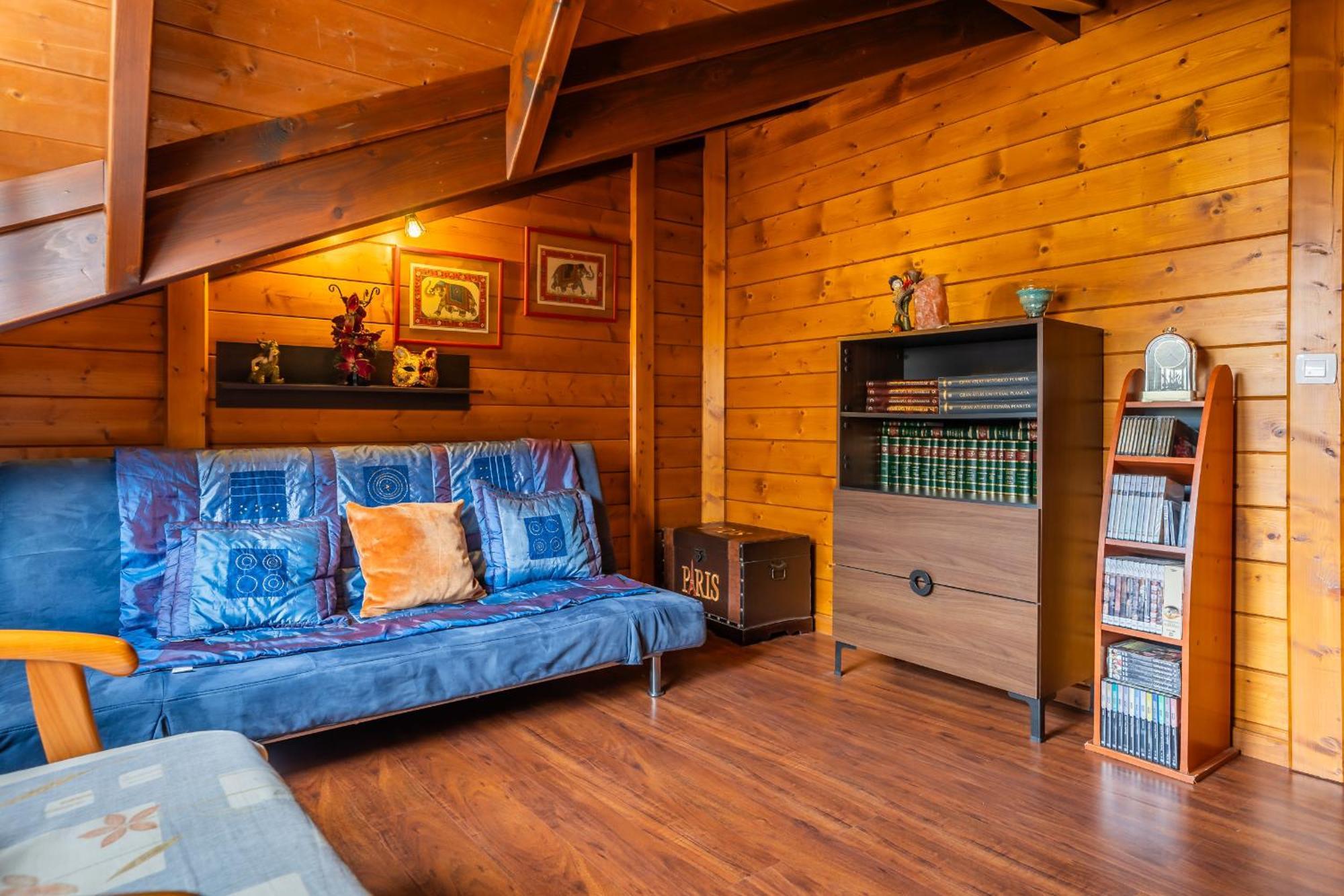 Holiday home 4br Wooden House -pool, Views & Parking Candelaria