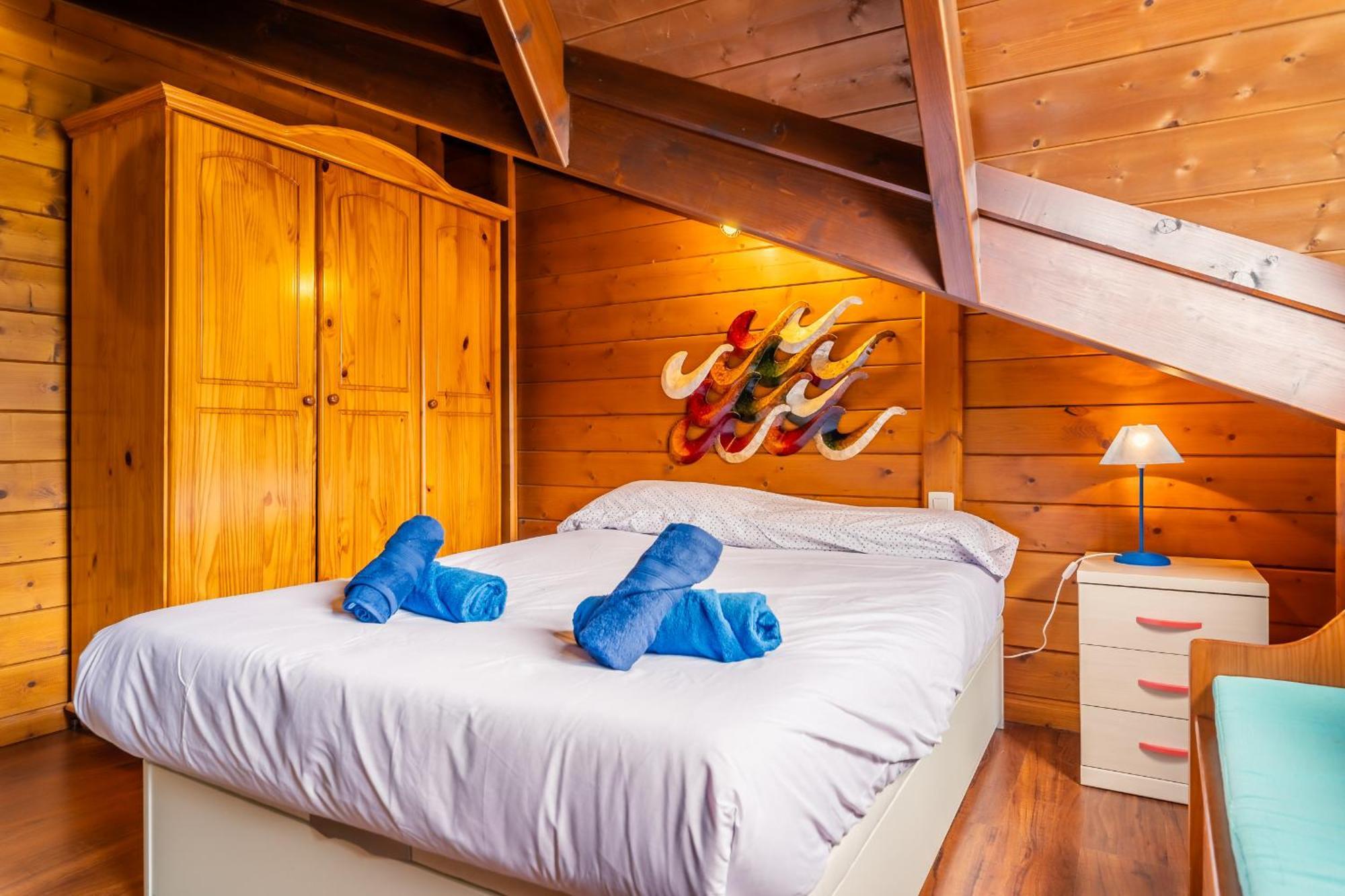 4br Wooden House -pool, Views & Parking Candelaria