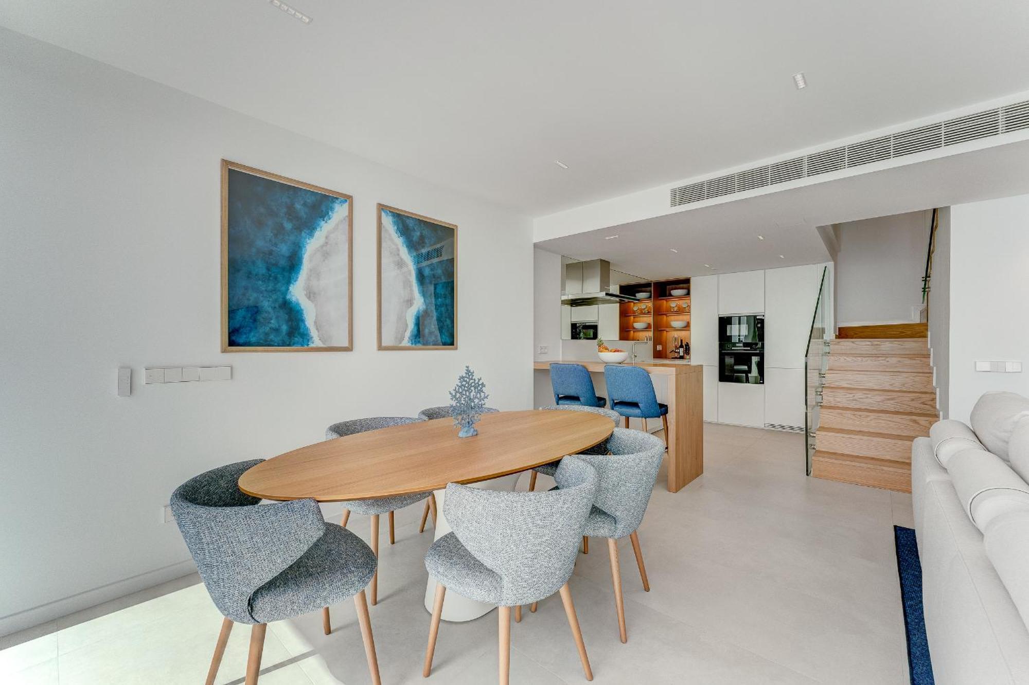 Aquasuites Luxury Penthouse A01 *
