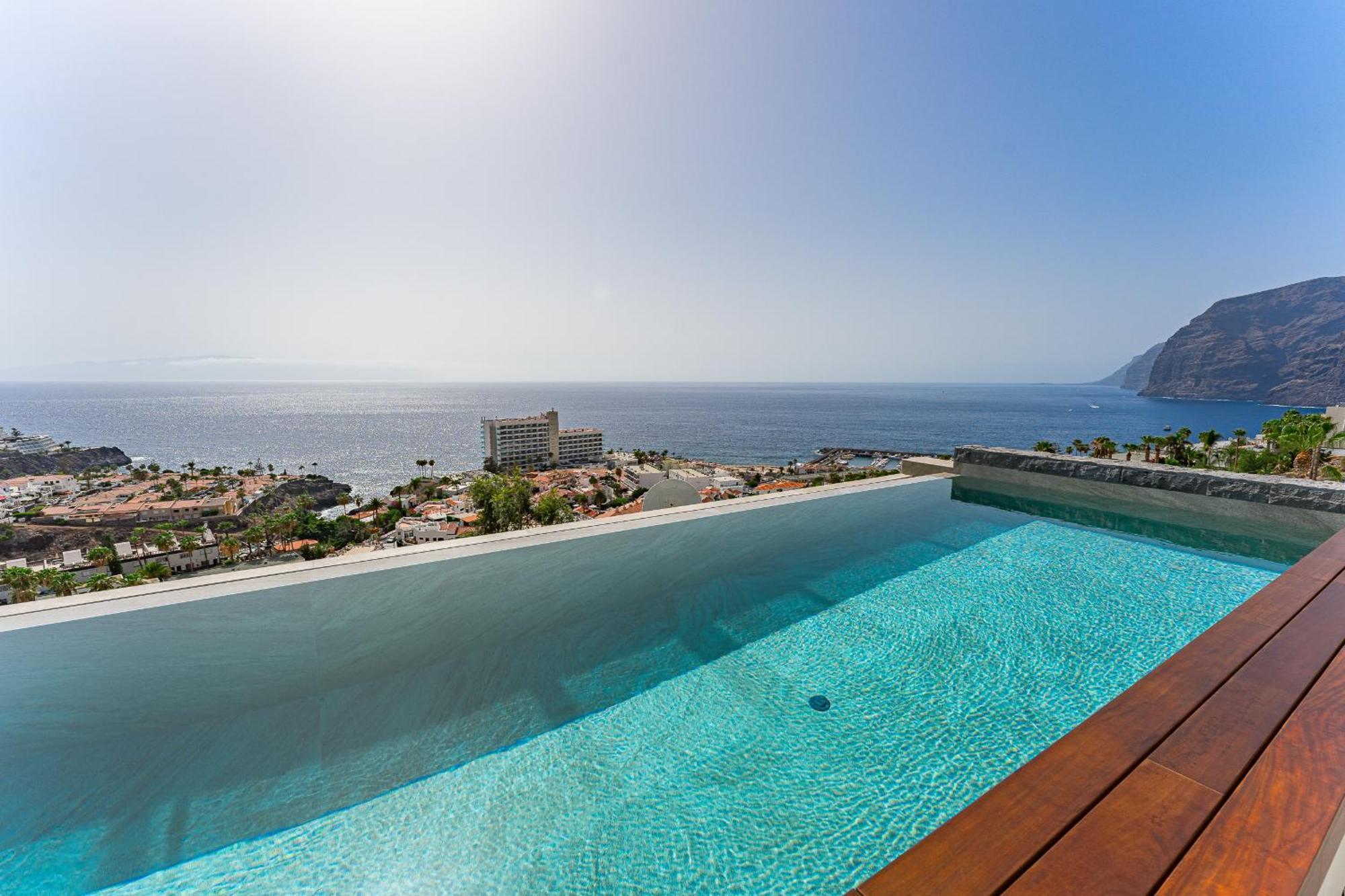 Villa Aquasuites Luxury Penthouse A01 *