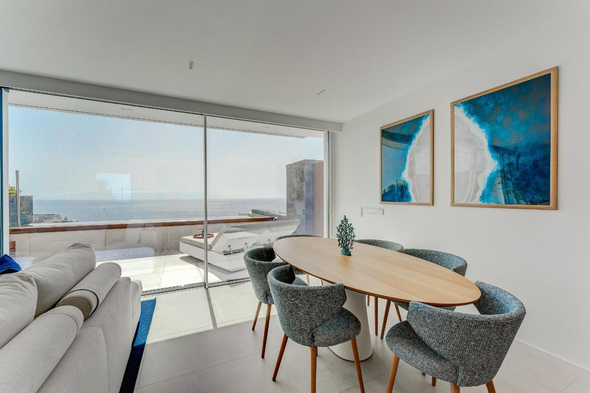 Aquasuites Luxury Penthouse A01 *