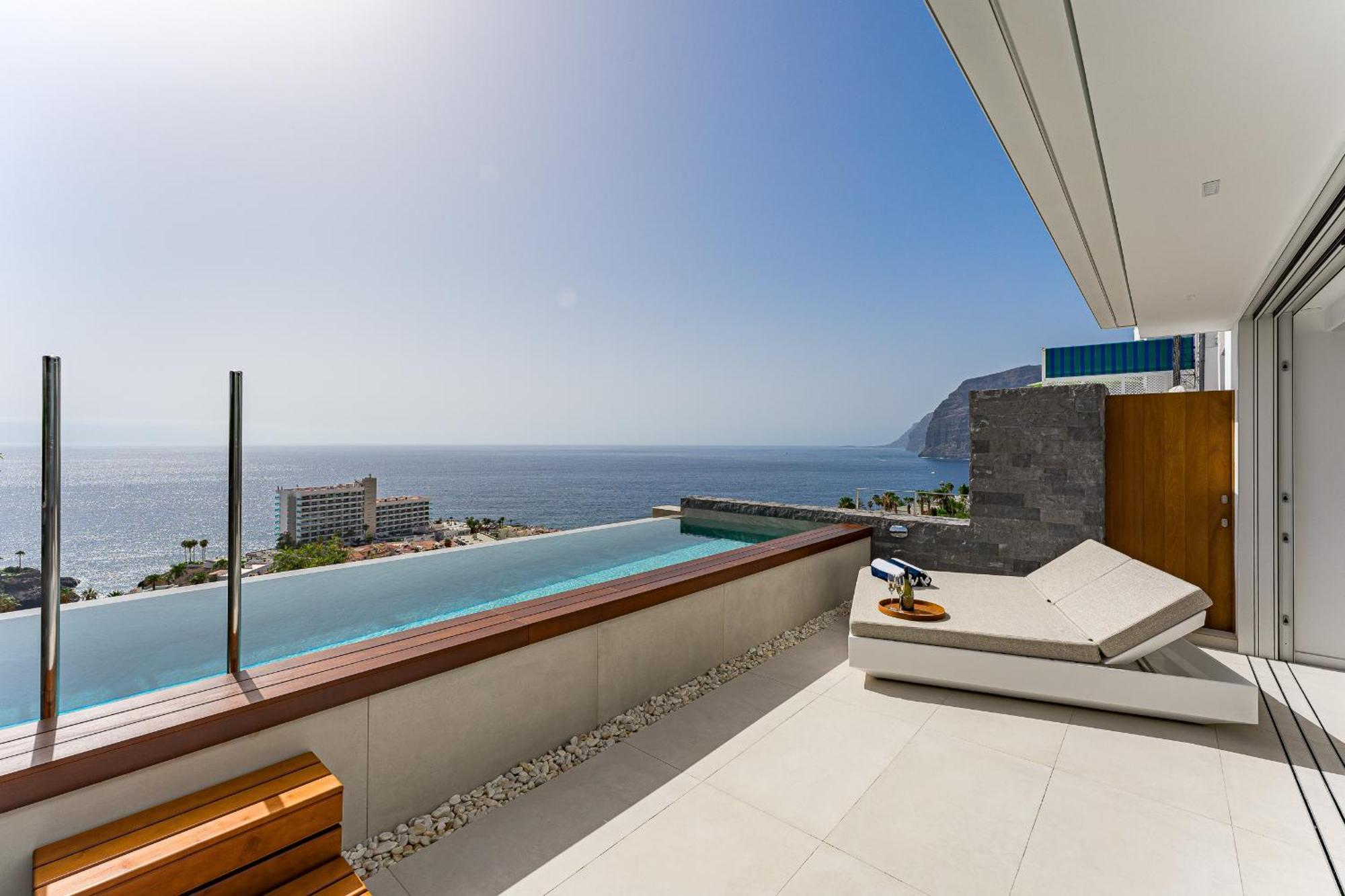 Aquasuites Luxury Penthouse A01 Villa