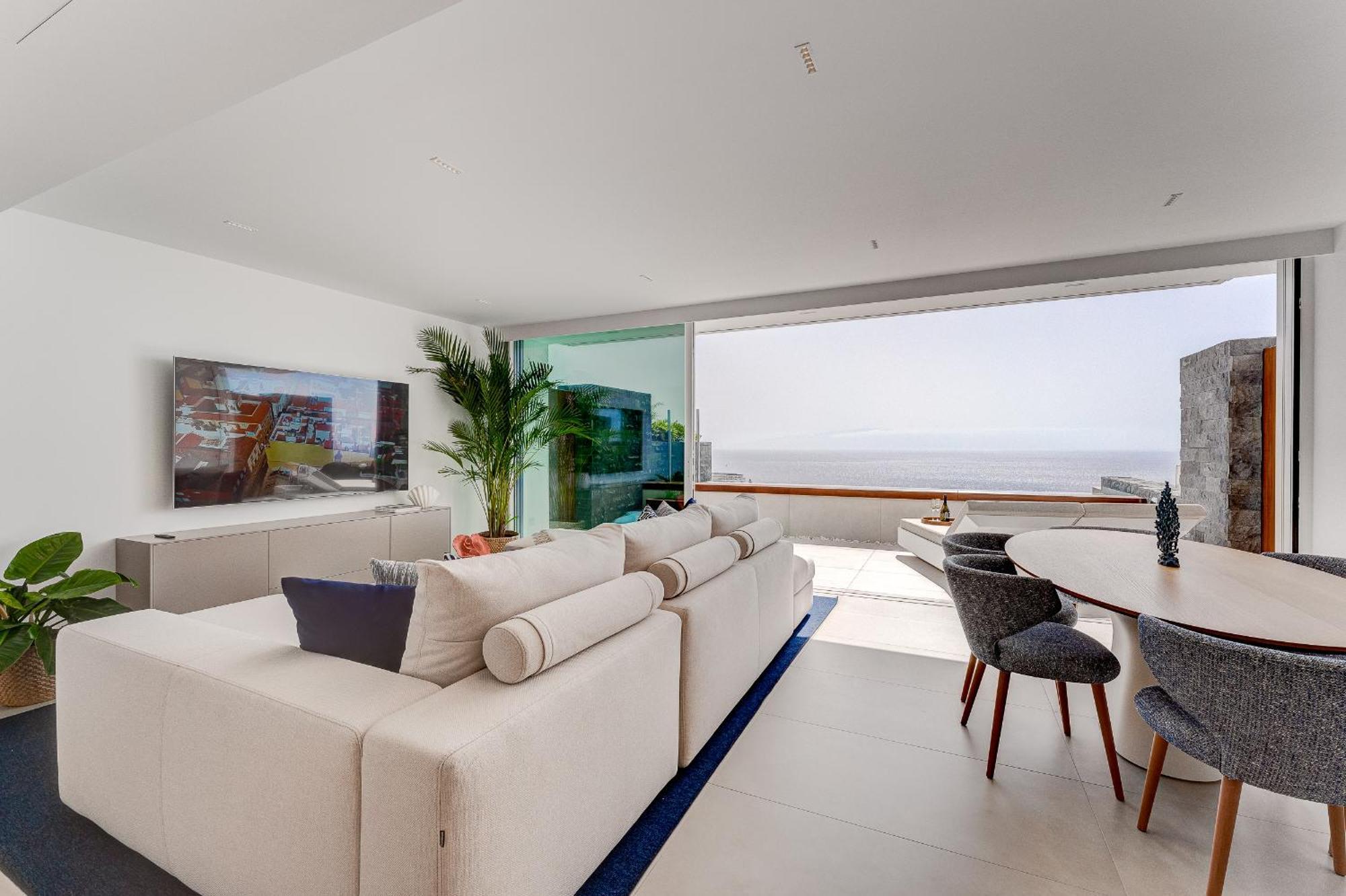 Aquasuites Luxury Penthouse A01 * Acantilado de los Gigantes