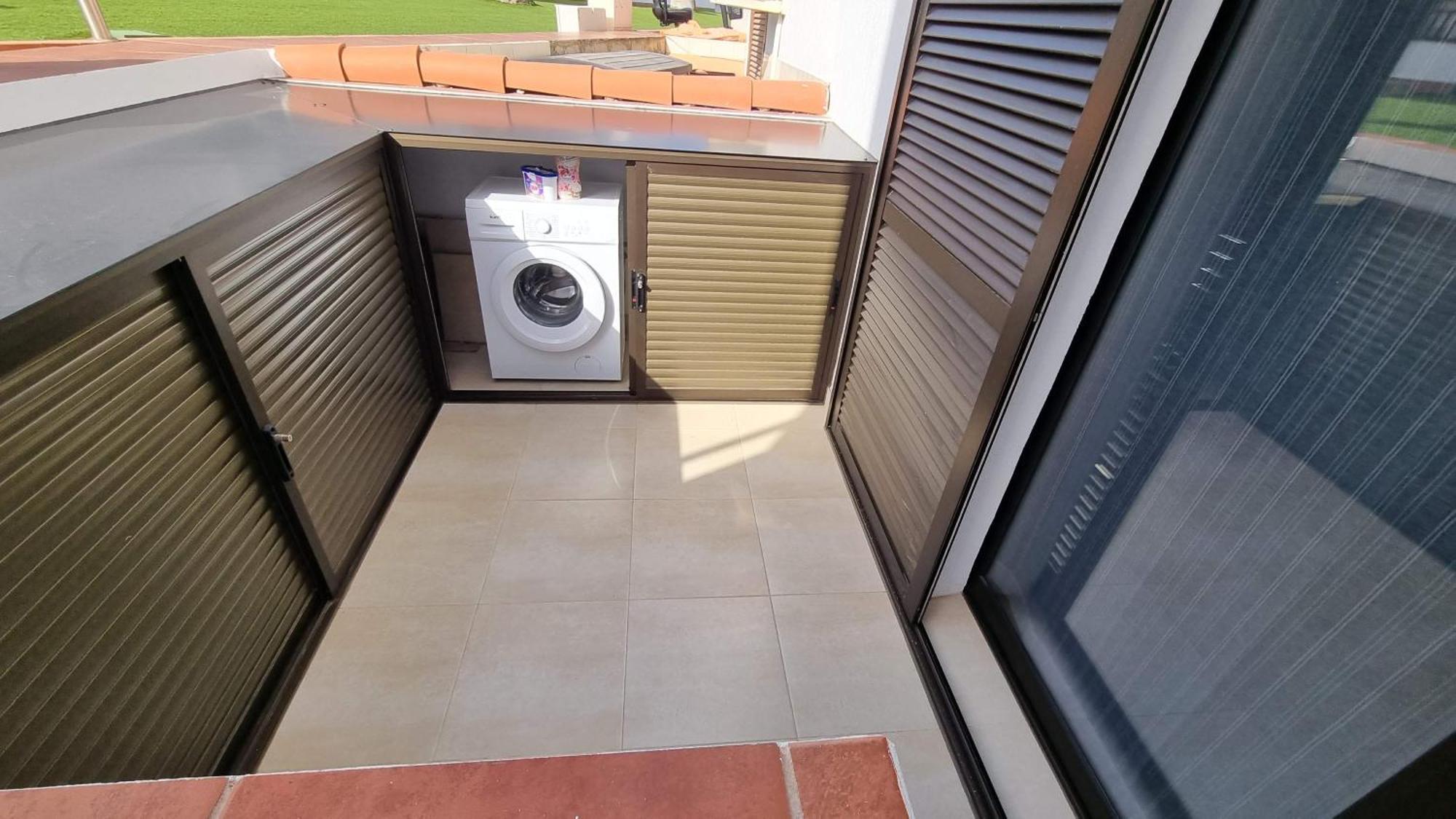 Martina 67 Sur Y Sol Los Cristianos