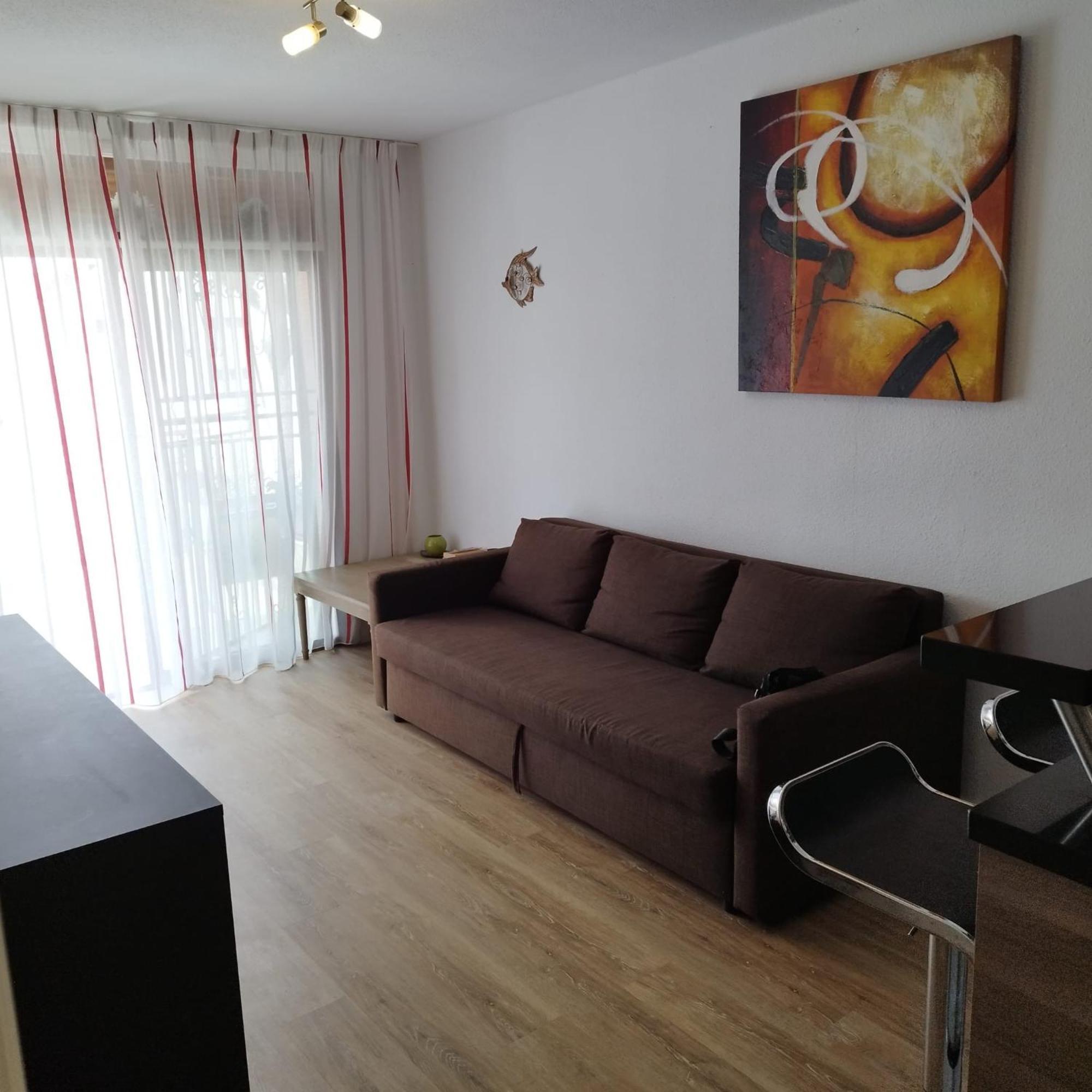 Primavera Apartment *