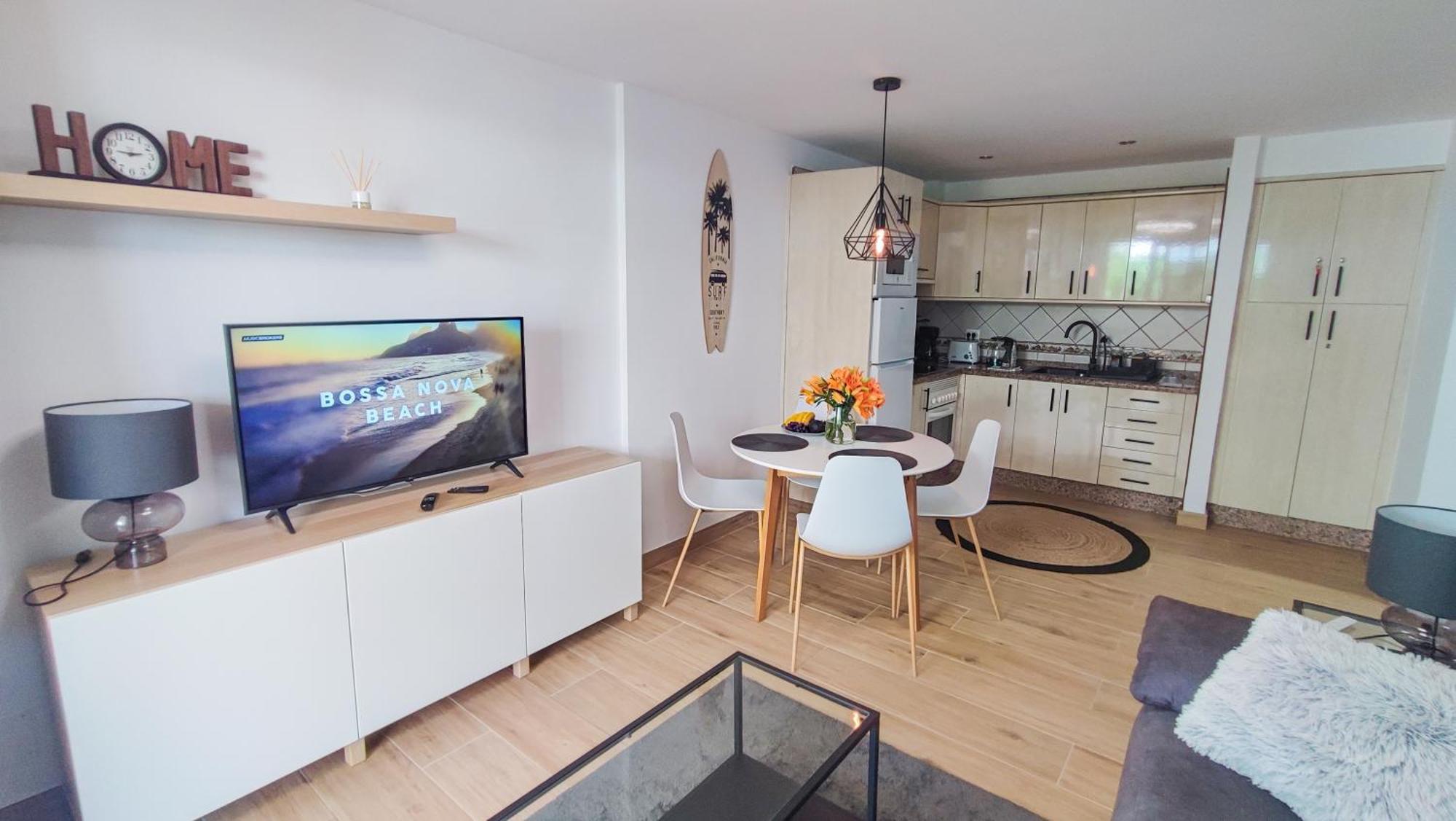 Diamantes - Relaxing Tenerife Getaway - Heated Pool - Cristianos Apartment Los Cristianos (Tenerife)