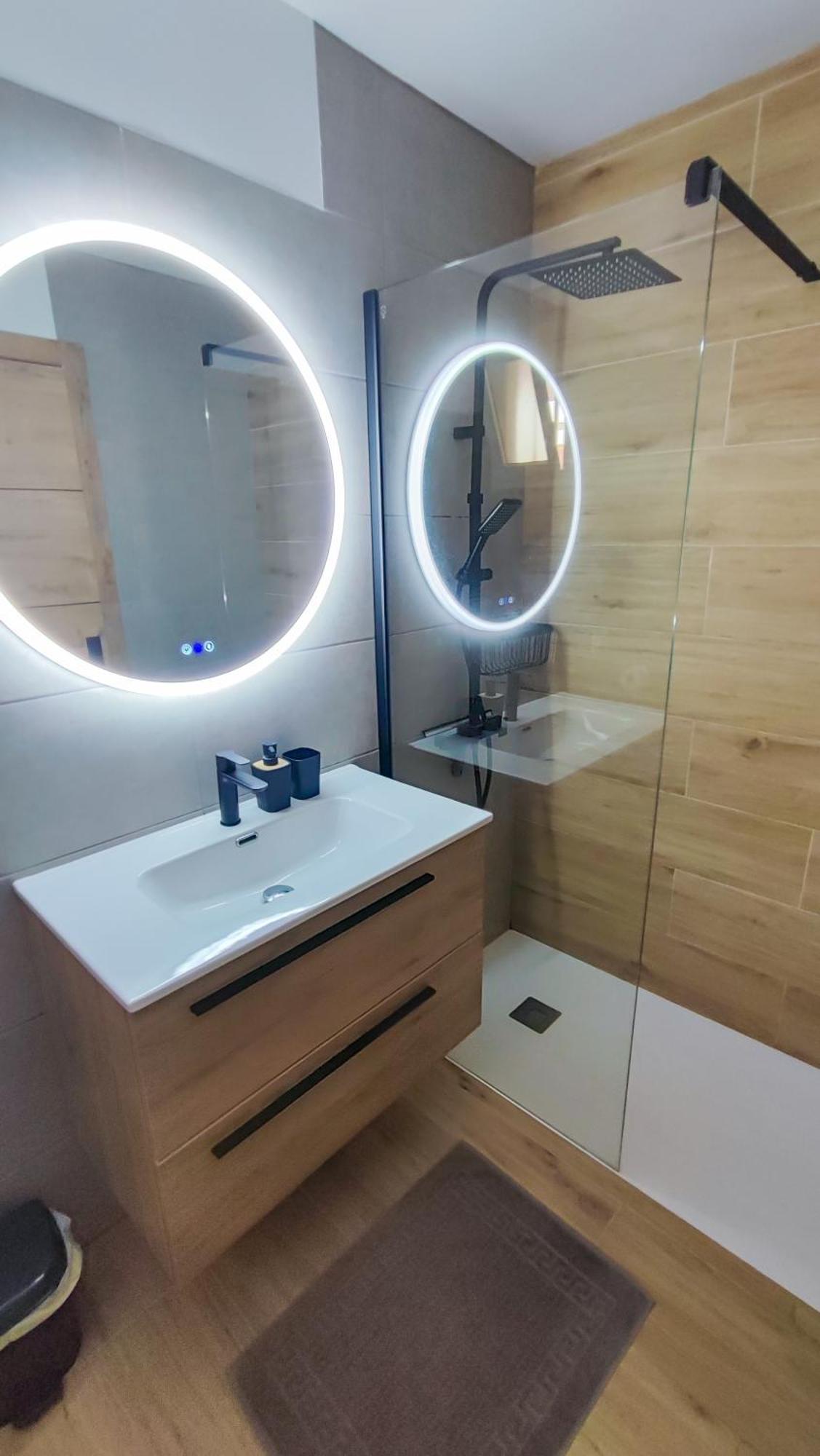 Diamantes - Relaxing Tenerife Getaway - Heated Pool - Cristianos Appartement Los Cristianos (Tenerife)