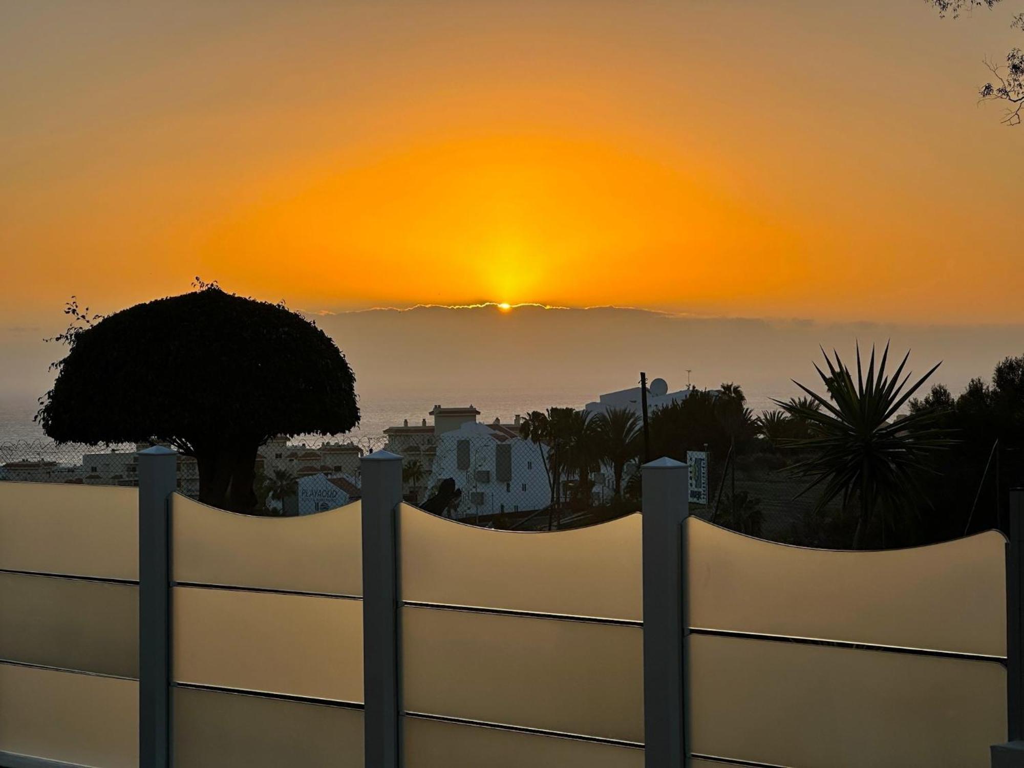 Appartement Relaxing Ocean View, Spacious Art With Large Terrace, Near Beaches