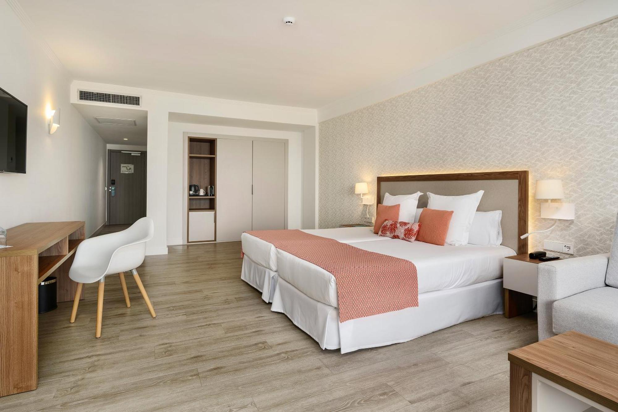 Hotel Alua Atlantico Golf 4*
