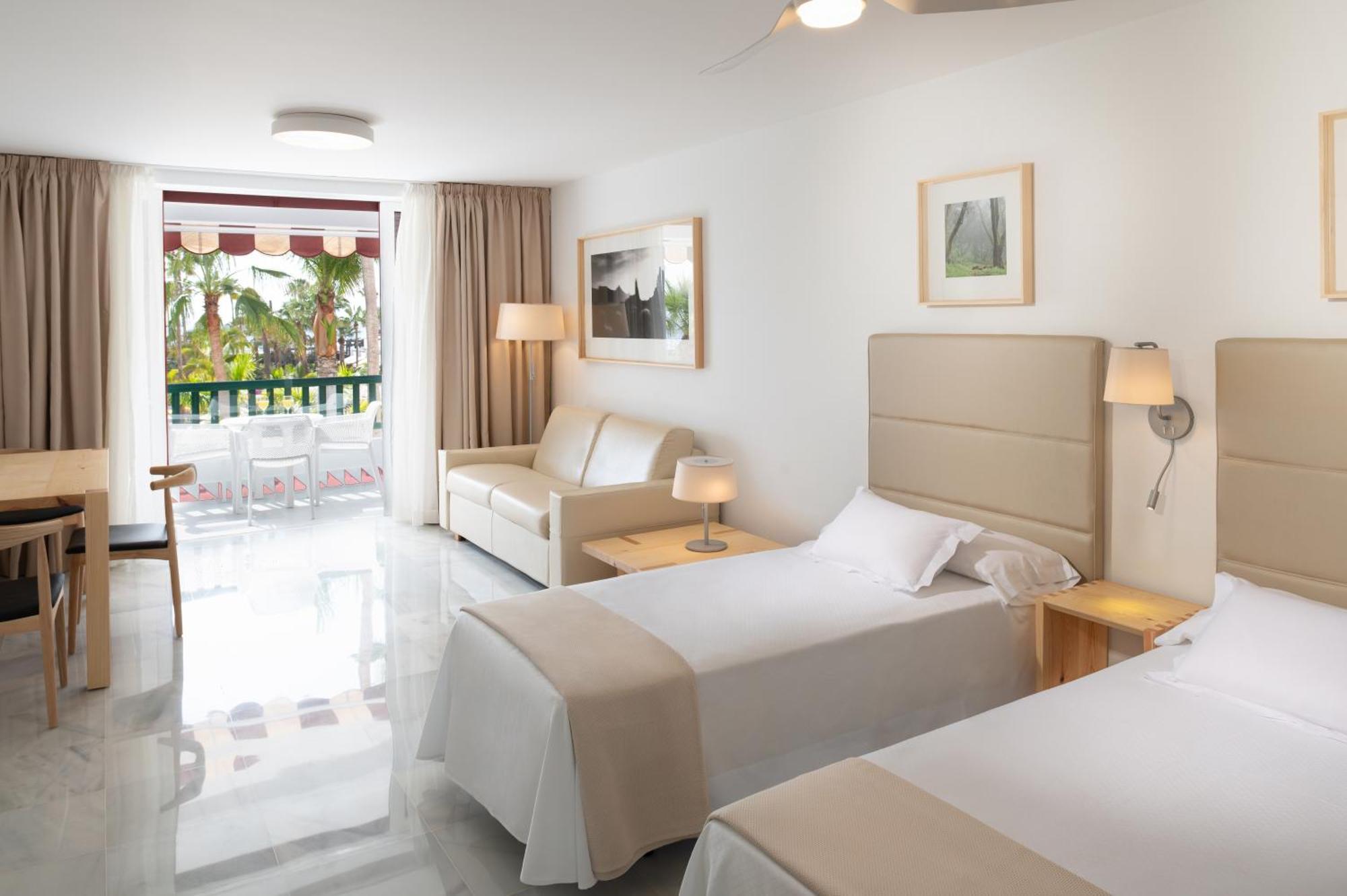 Hotel Parque Santiago Iv Official 3*