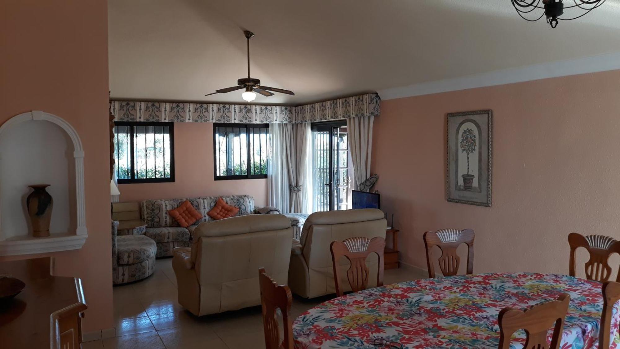 La Quinta Villa *