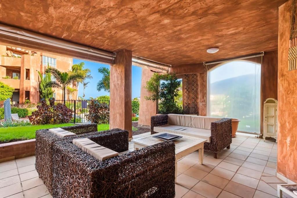 Bahia Menceyes Private Jacuzzi *