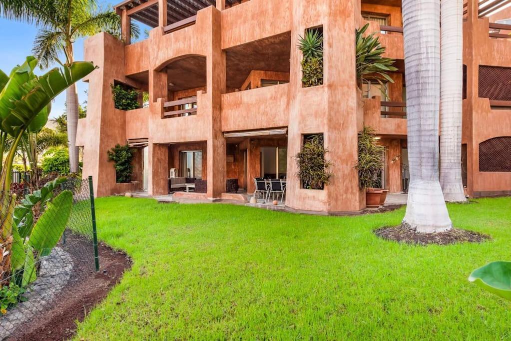 Bahia Menceyes Private Jacuzzi