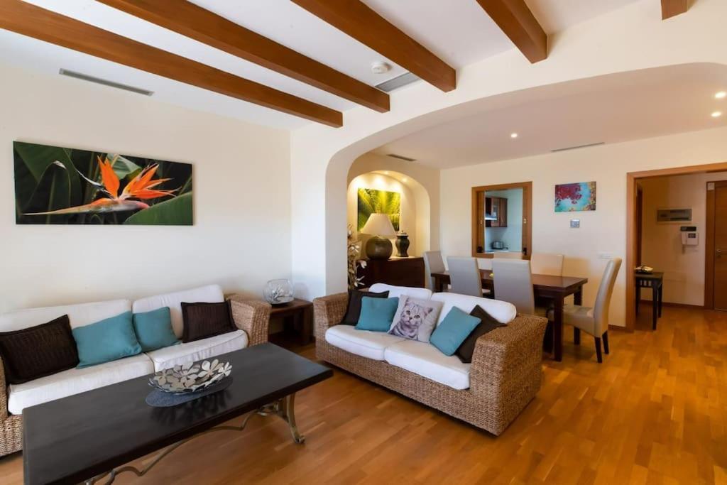 Family Oasis Between Golf Del Sur & Abrigos San Miguel de Abona