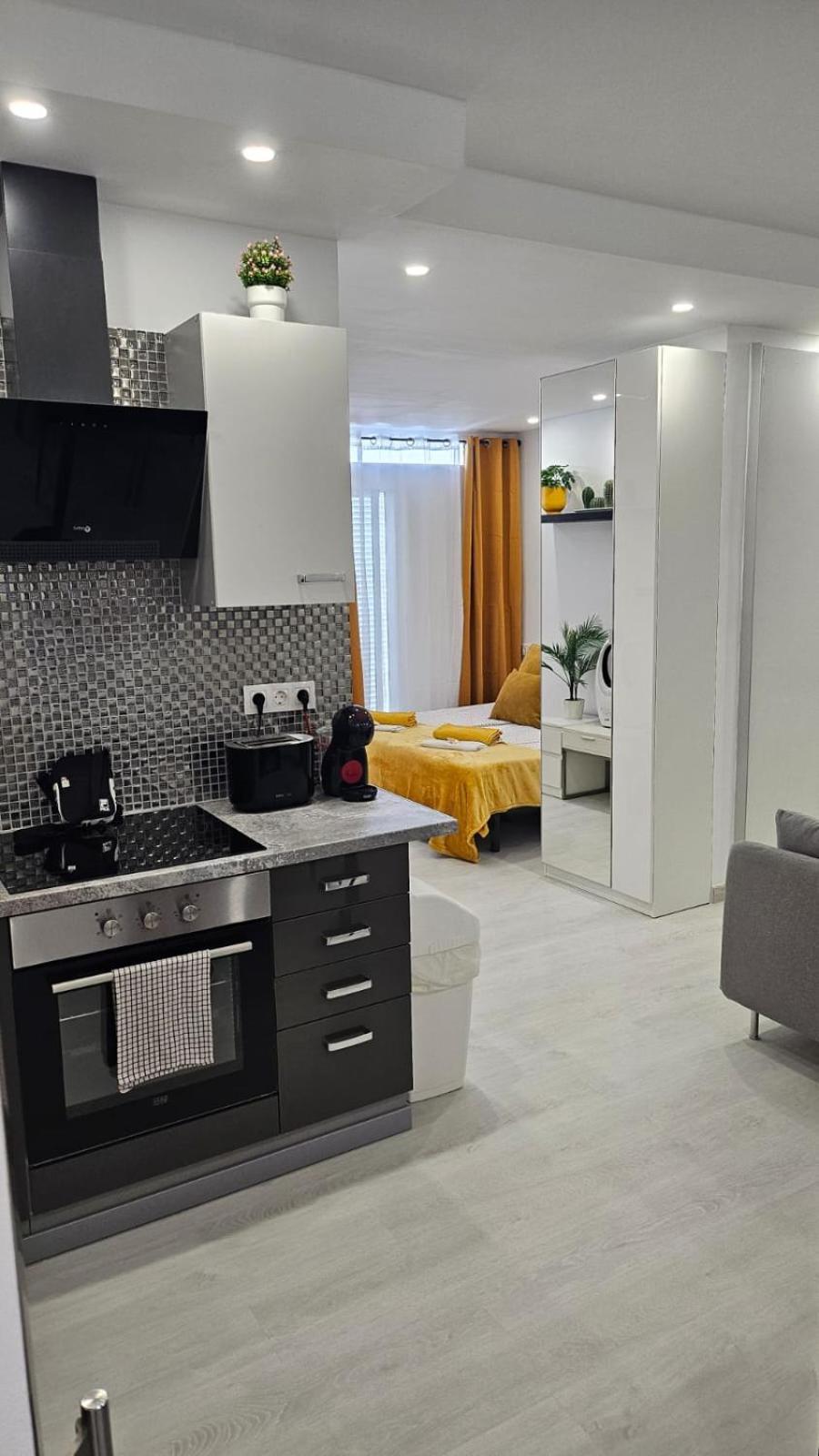 Papagayo Appartement *