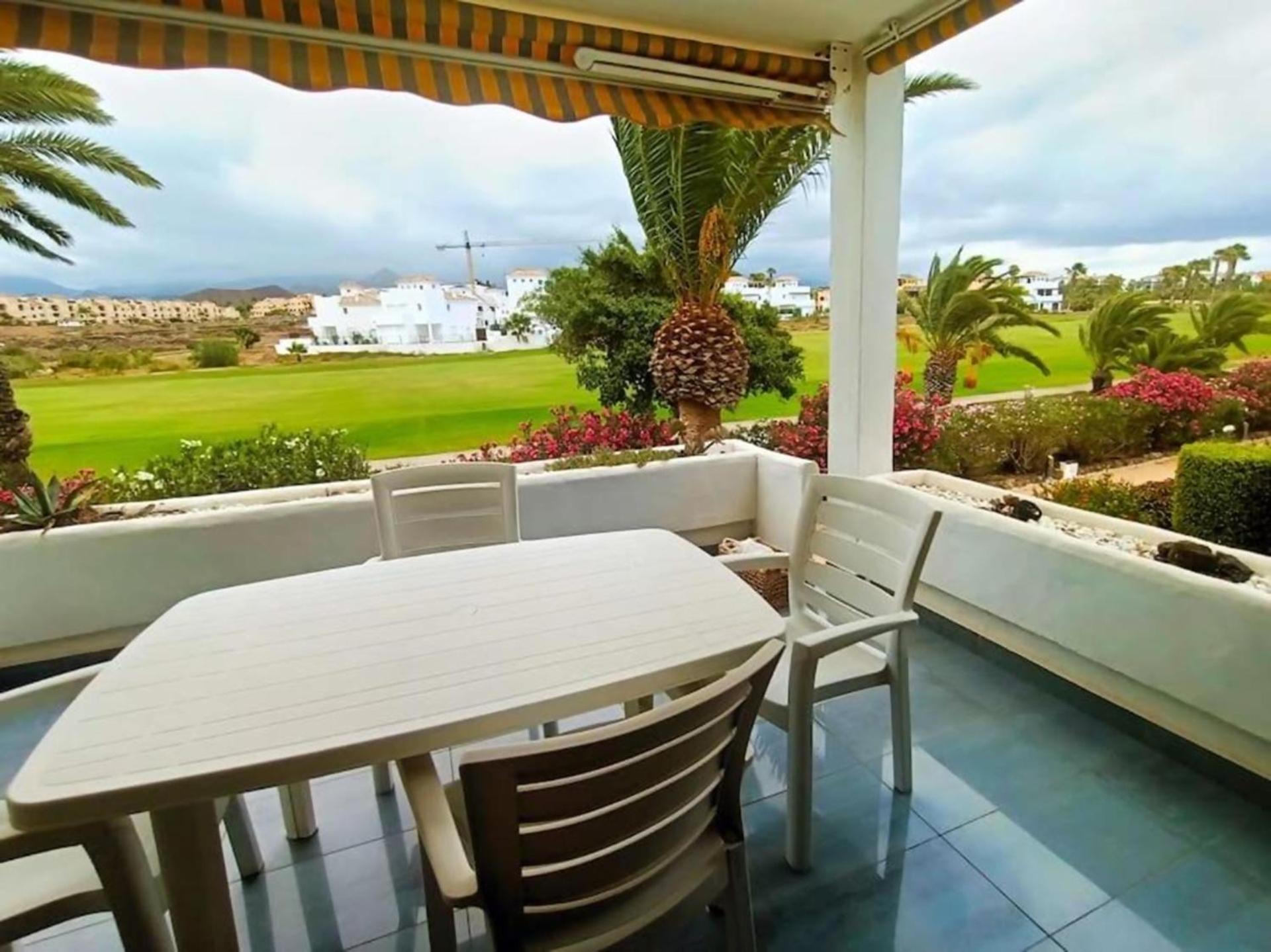 Con Vista Al Golf Amarilla Sc743 *