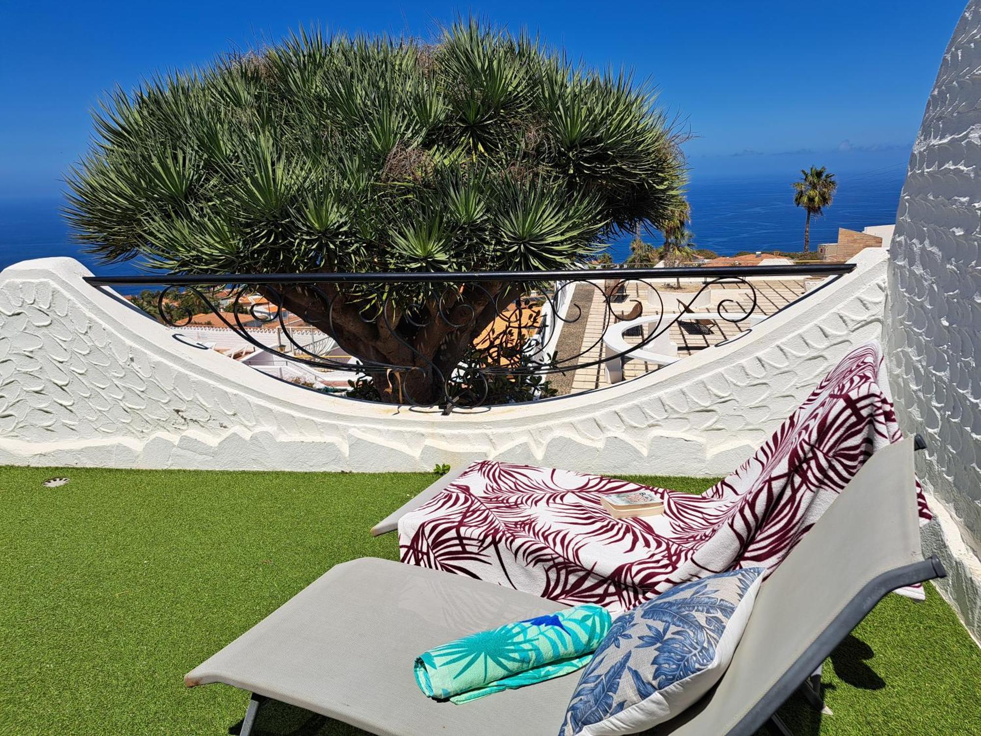 Sunny Tenerife - Ocean Views Apartment