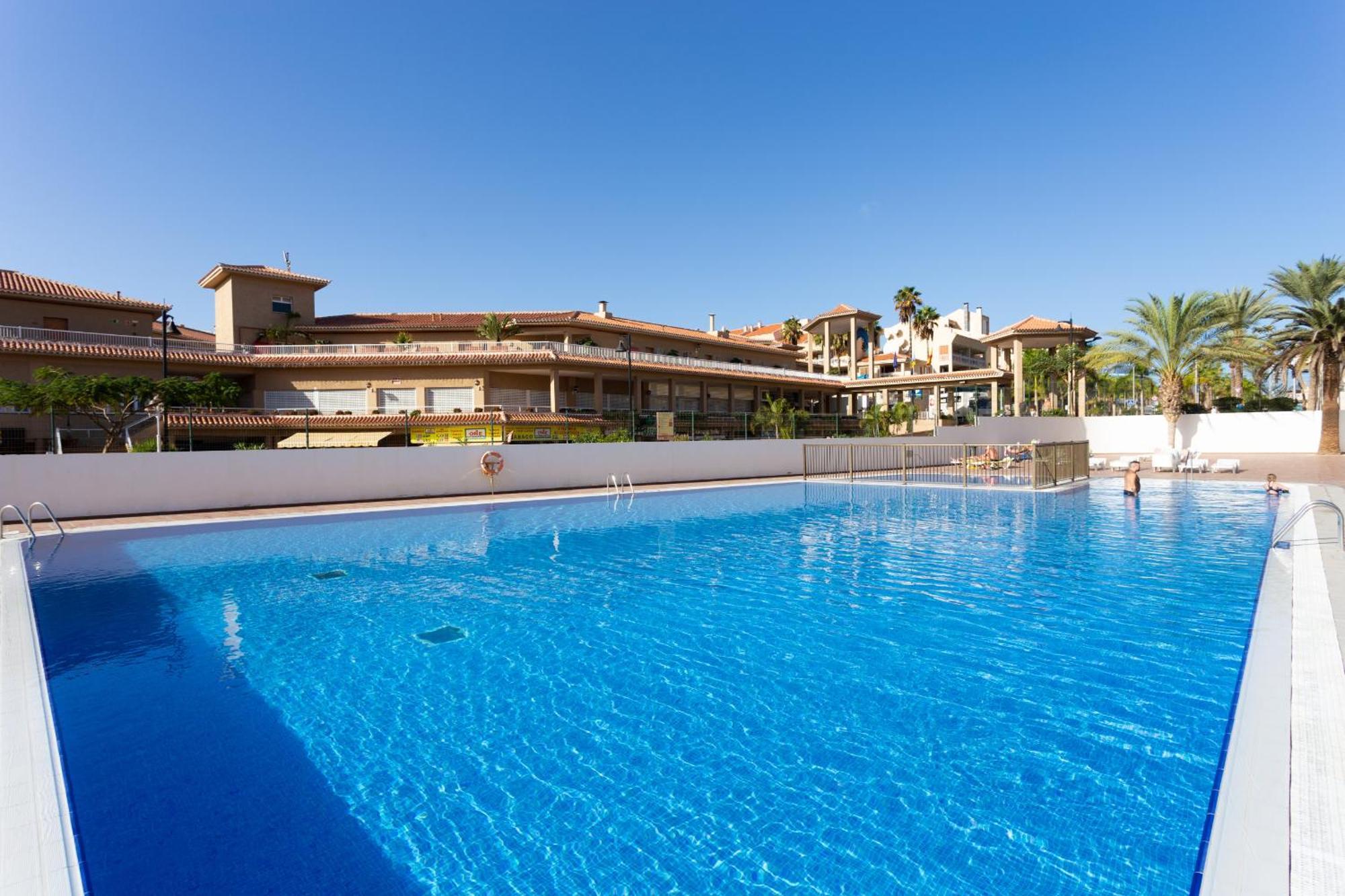 Apartamento Okstay Torres Del Sol With Sea And Pool Views *