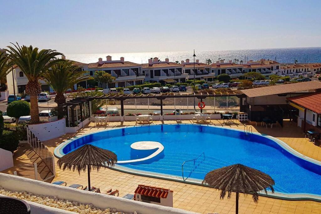 Apartment Grazioso Piscina E Vista Mare Sc770