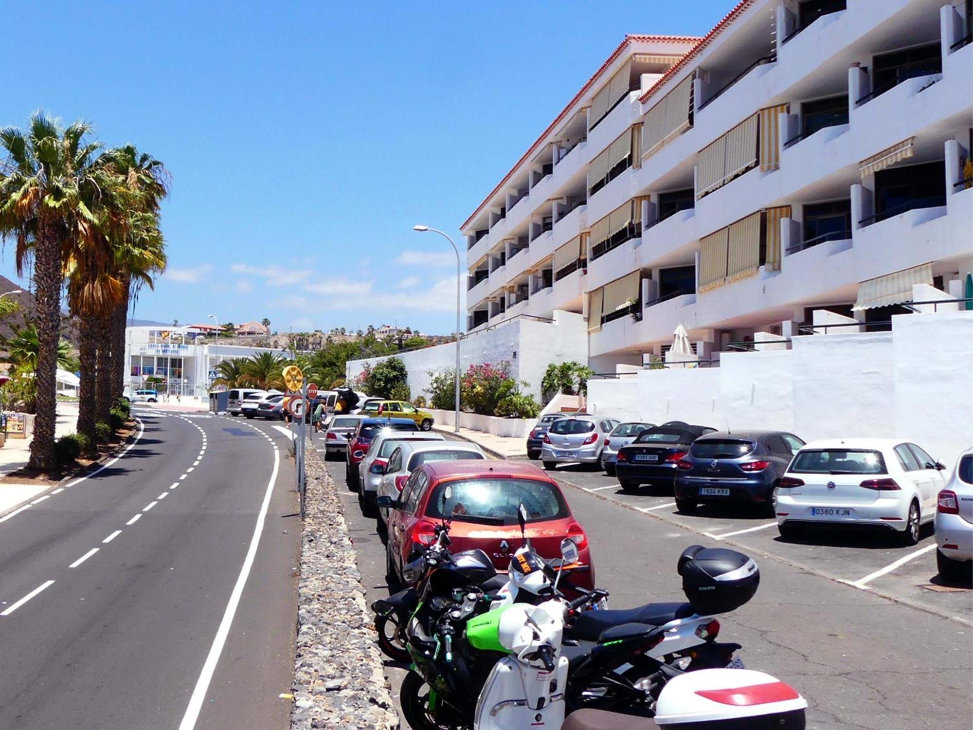 Encantador Con Terraza, Cristianos Appartement *