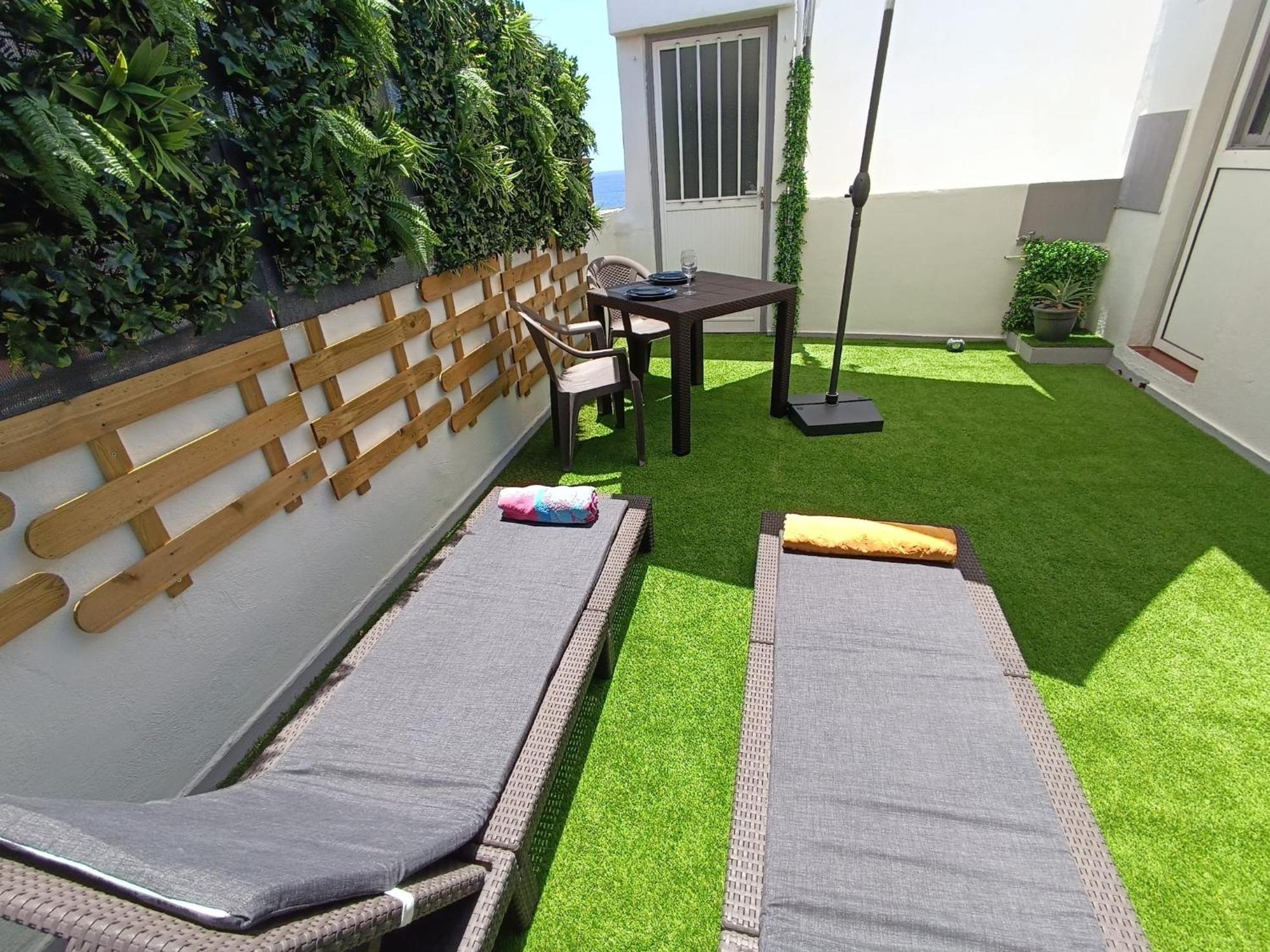 Avec Terrasse Et Vue