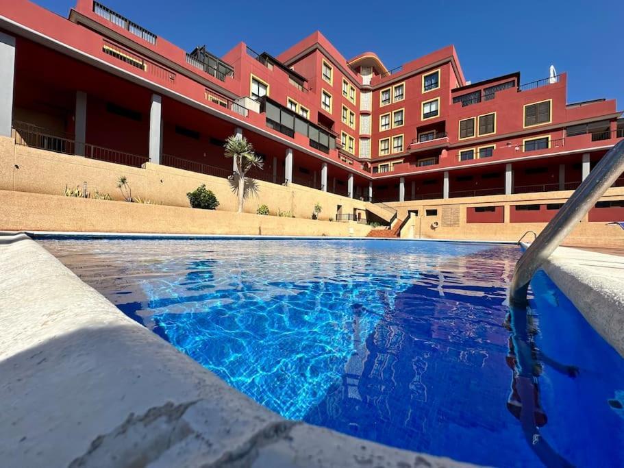 Relax Playa De La Jaquita Appartement *