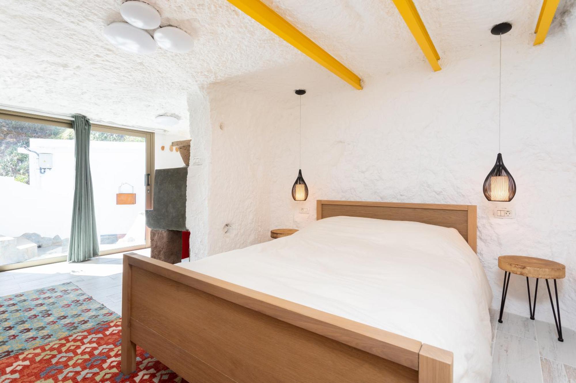Holiday home #1 Cave House Anaga, Unique Stay, Mountains And Private Sauna,