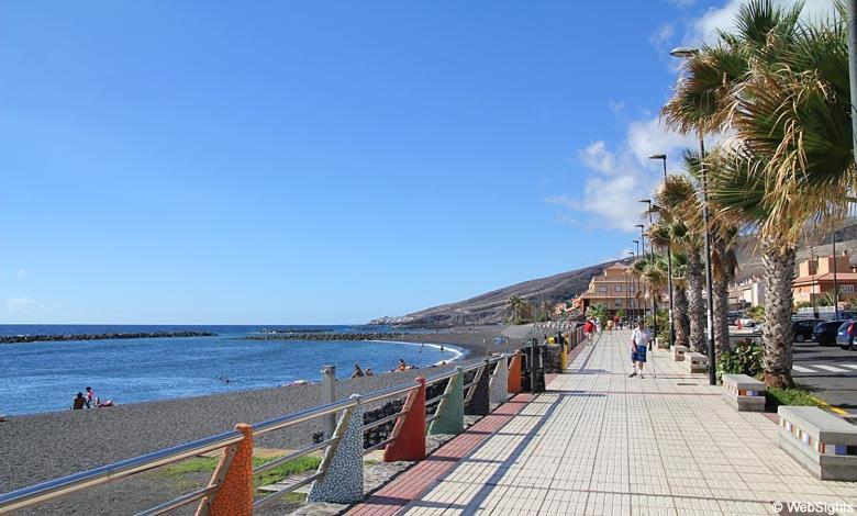 La Mar Loft With Hot Tub Holiday home Puertito de Guimar