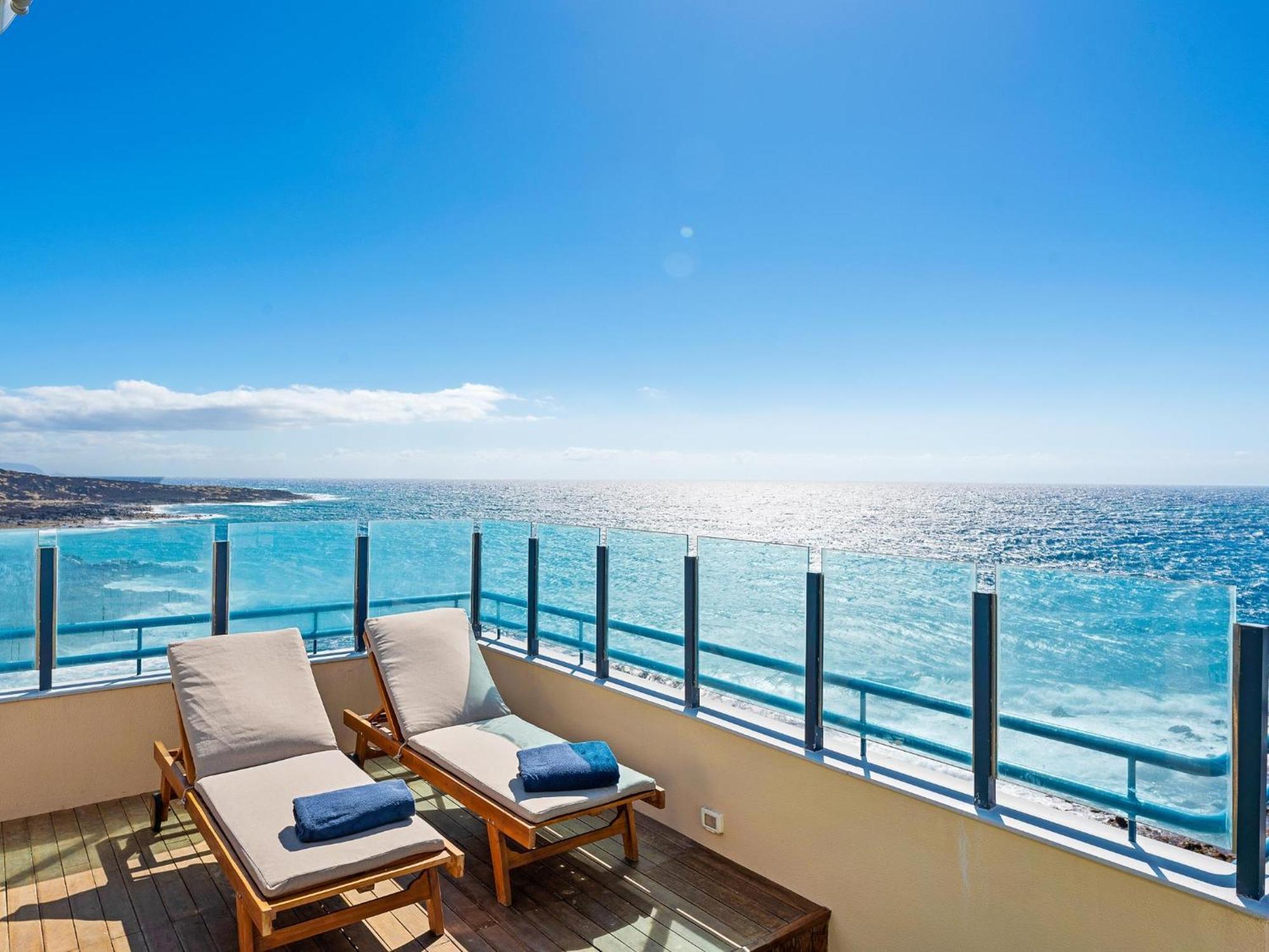 Holiday home La Mar Loft With Hot Tub