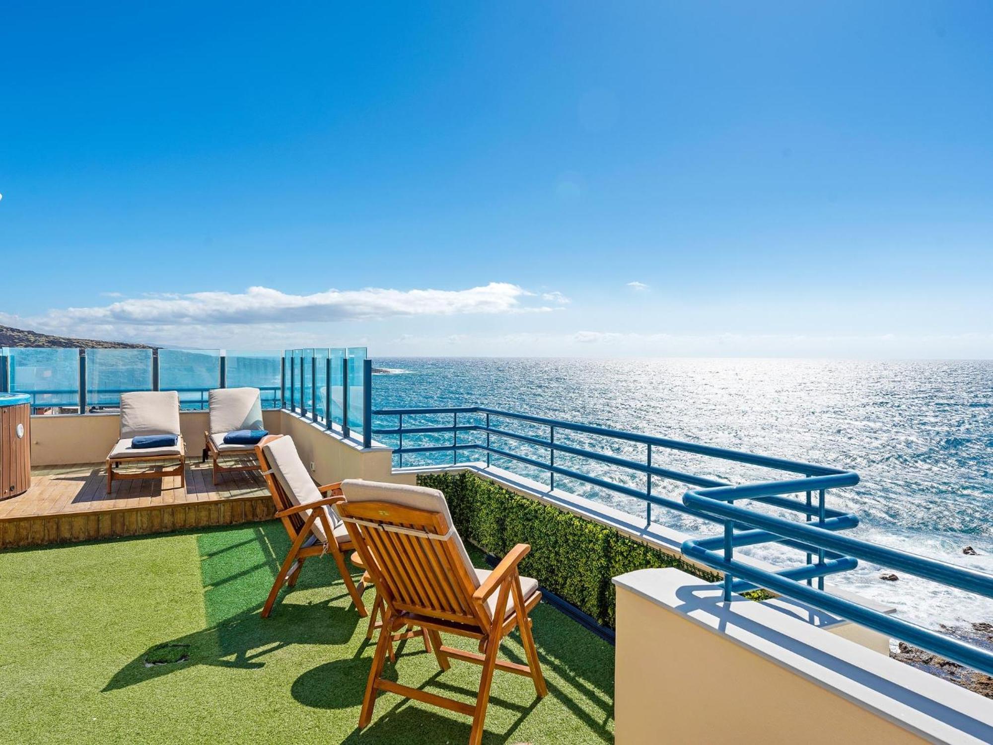La Mar Loft With Hot Tub Holiday home *