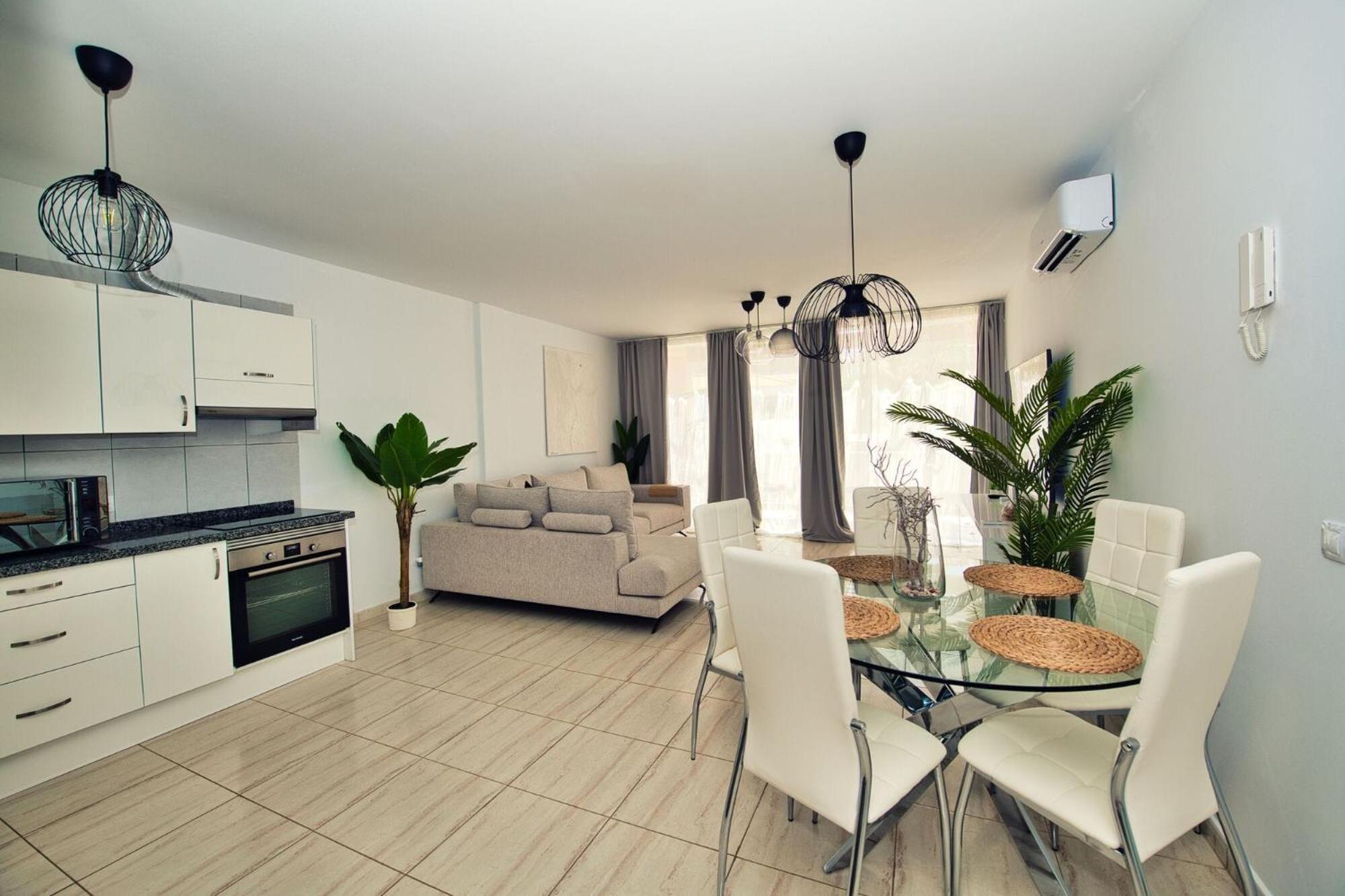 Ocean View Perfect Sunset Apartment, 4 137m2, Wifi & Bbq
