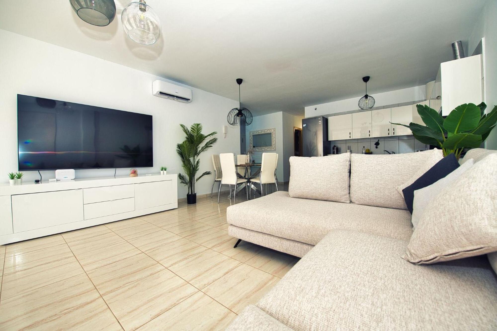 Ocean View Perfect Sunset Apartment, 4 137m2, Wifi & Bbq Apartment San Miguel de Abona