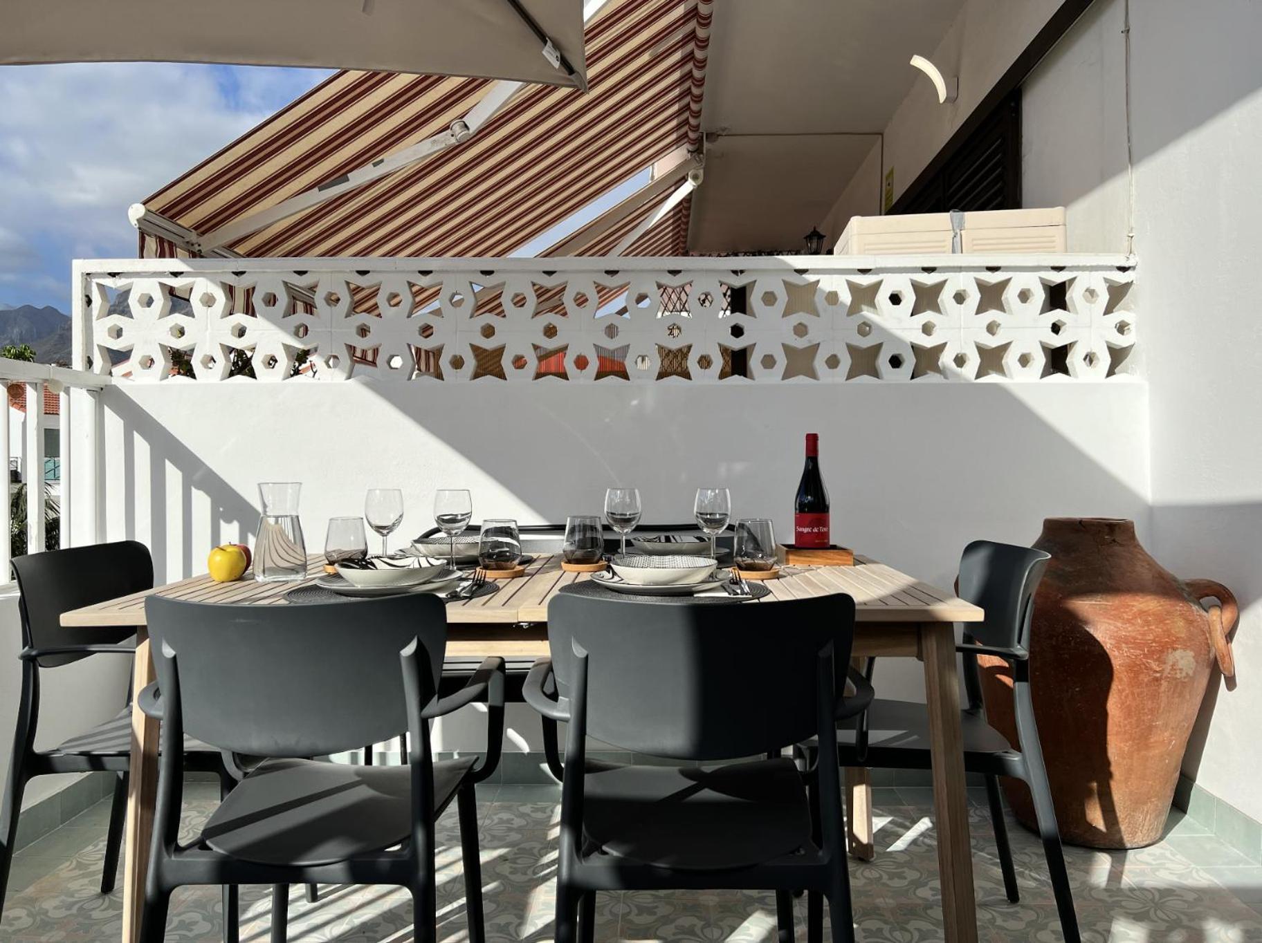 Apartment Patio Canario * Escape / 2 Rooms, 2 Terraces & Pool