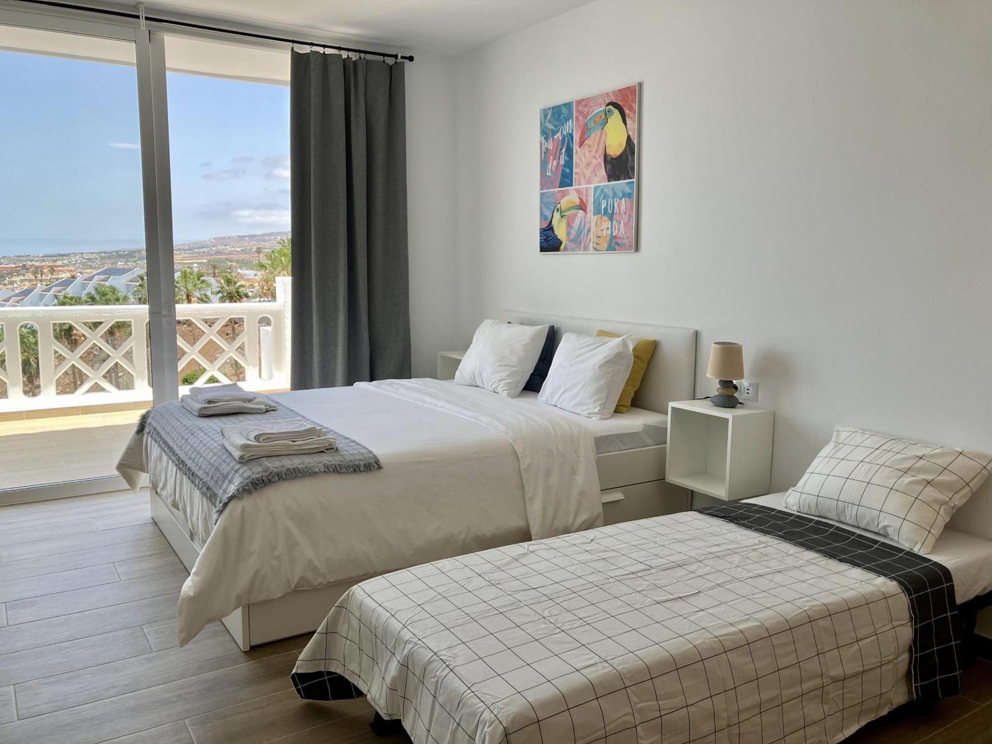 Apartment - Modern With Terrace Views Of Ocean & Sunset Costa Adeje (Tenerife)