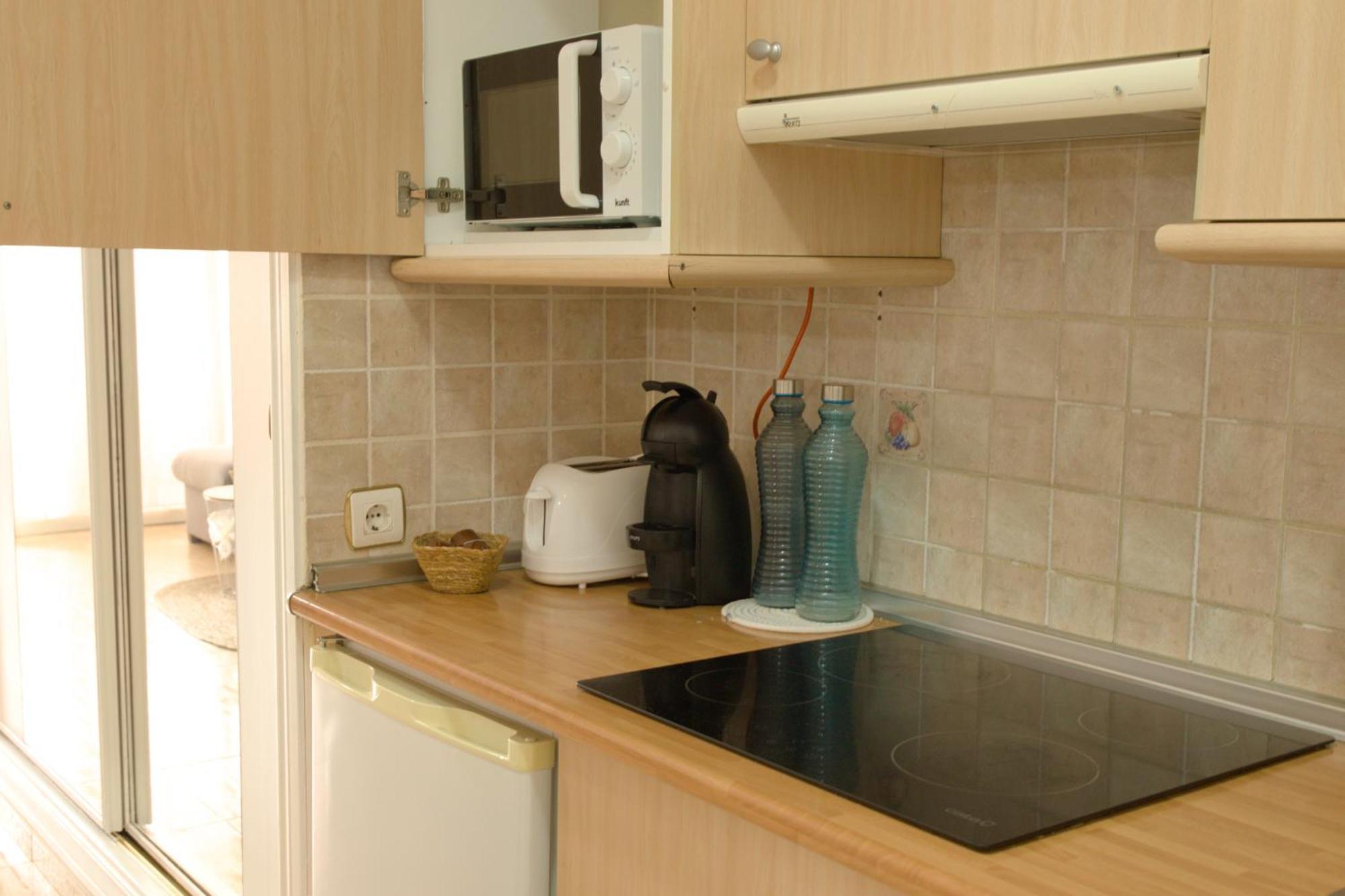 Apartment Smart Escape *