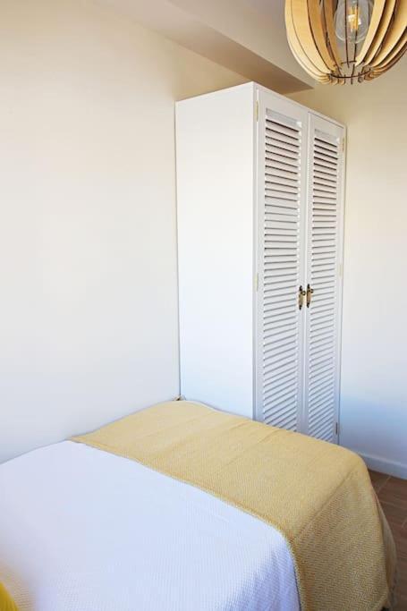 Apartment Soleado Y Flamante En Cristianos De Membrillosuites