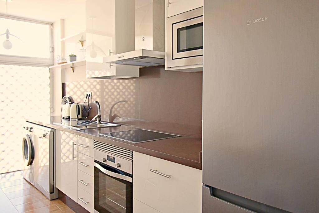 Soleado Y Flamante En Cristianos De Membrillosuites Apartment *