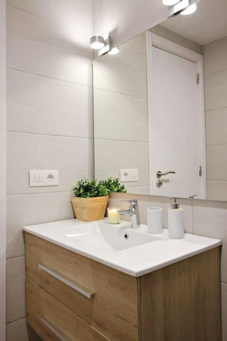 Apartment Soleado Y Flamante En Cristianos De Membrillosuites