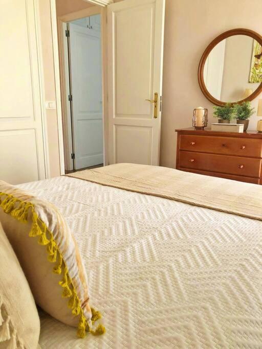 Oasis De Tranquilidad Y Estilo En Cristianos De Membrillo Appartement