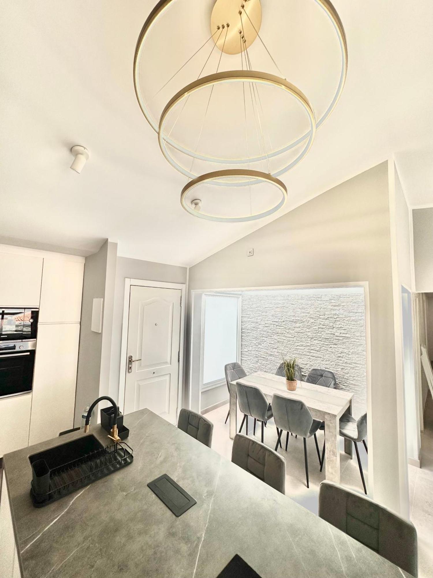 Apartment Luxury Renevapartment Island Village