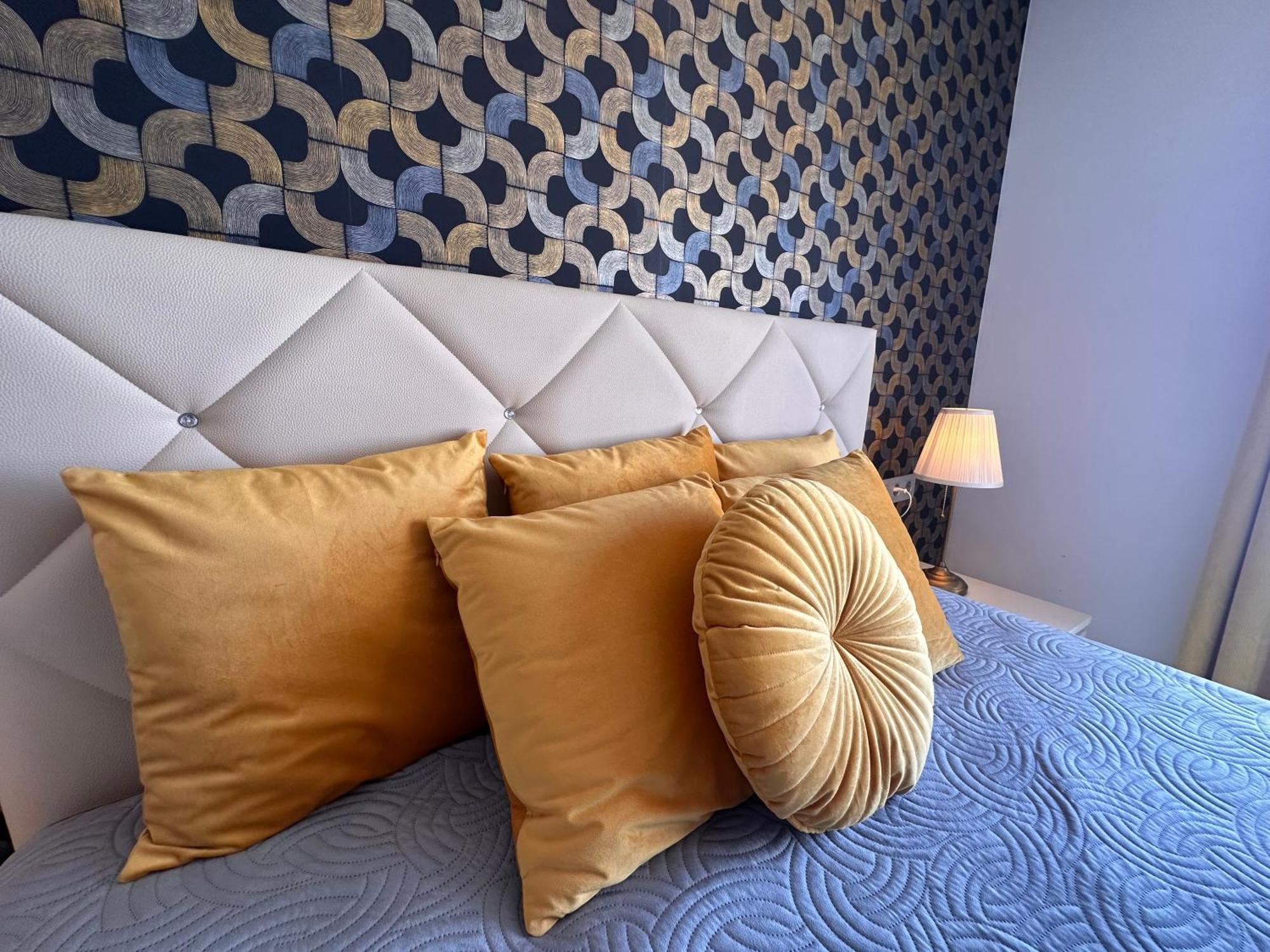 Luxury Renevapartment Island Village Apartment *